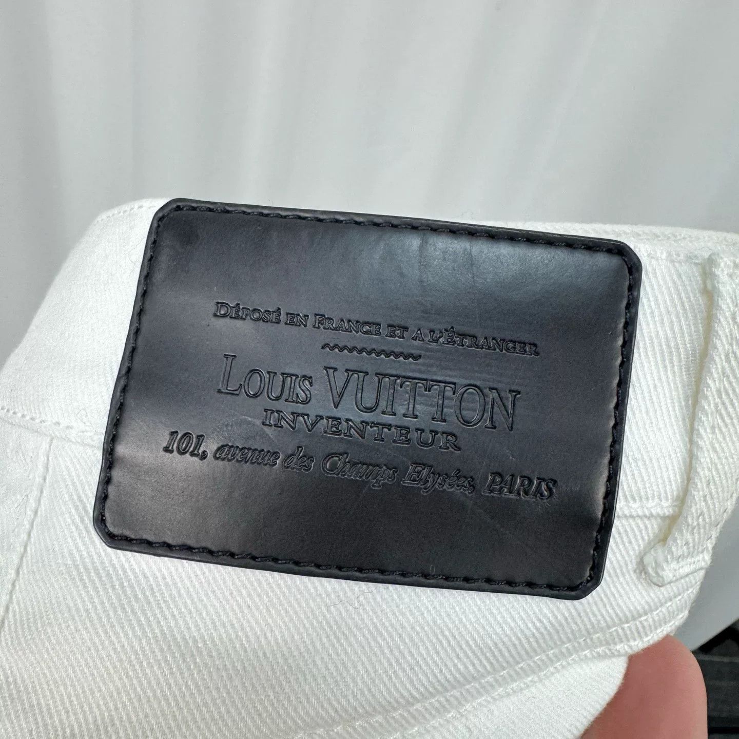 Louis Vuitton Louis Vuitton White Monogram Denim Pants Size US 28 / EU 44 - 8 Thumbnail