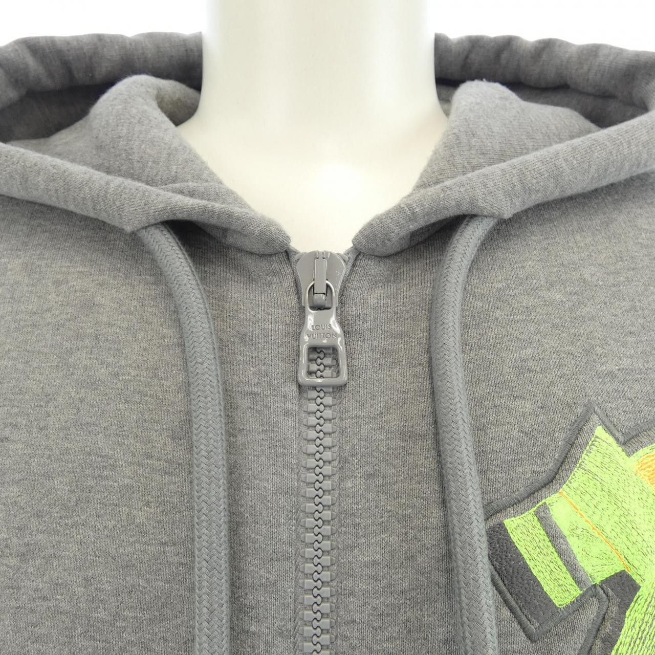 Louis Vuitton Louis Vuitton Louis Vuitton 3DLV Graffiti Embroidered Hoodie Textile Sweatshirts & Hoodies HNY24WUYR DUTY FREE for USA Size ONE SIZE - 5 Thumbnail
