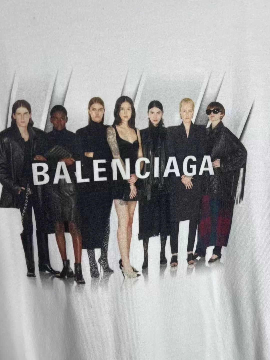 Balenciaga Balenciaga Portrait Short Sleeve Tee Size US M / EU 48-50 / 2 - 2 Thumbnail