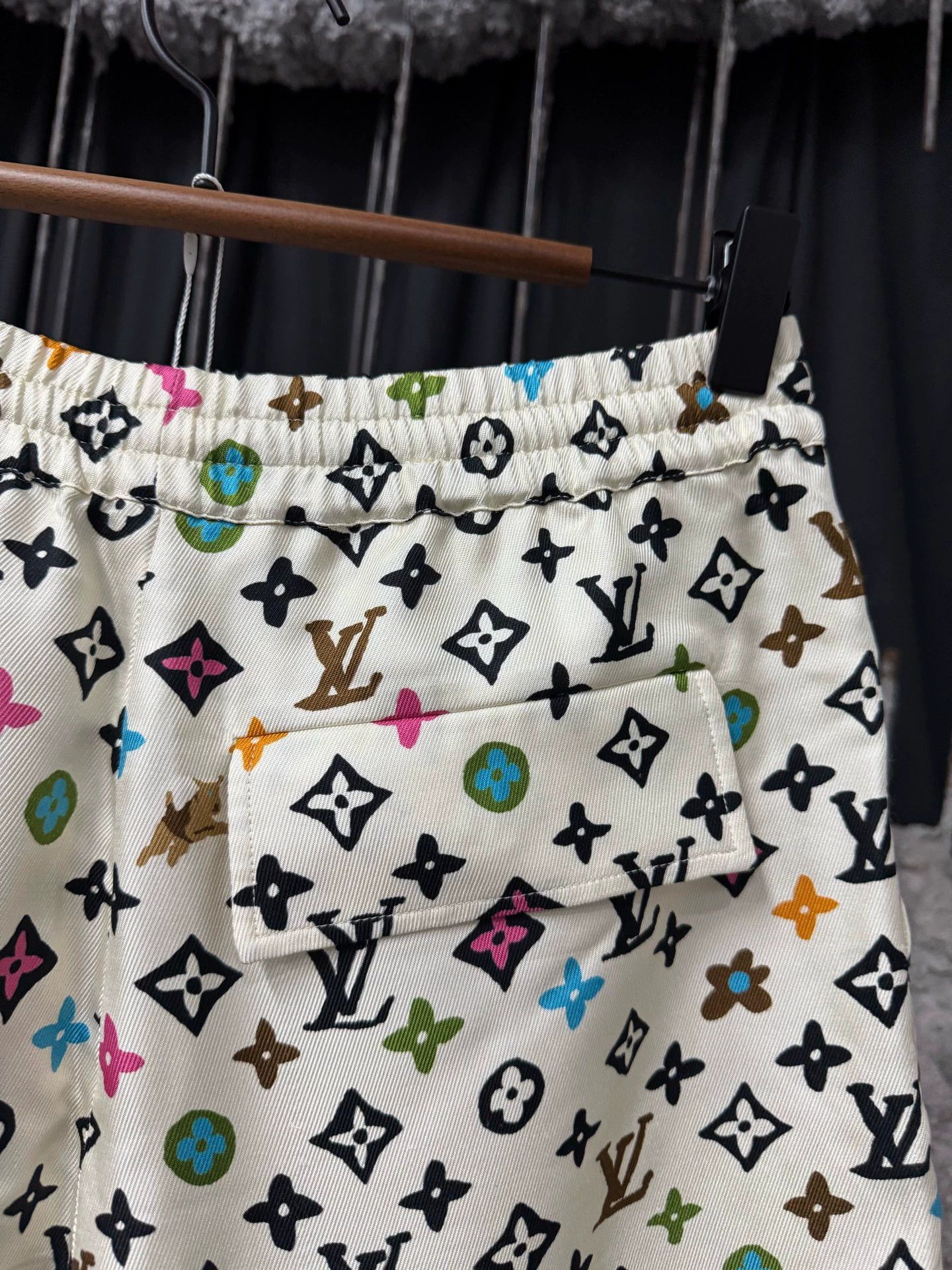 Louis Vuitton Multi-Patterned Casual Shorts Size 28 Size US 28 / EU 44 - 3 Thumbnail
