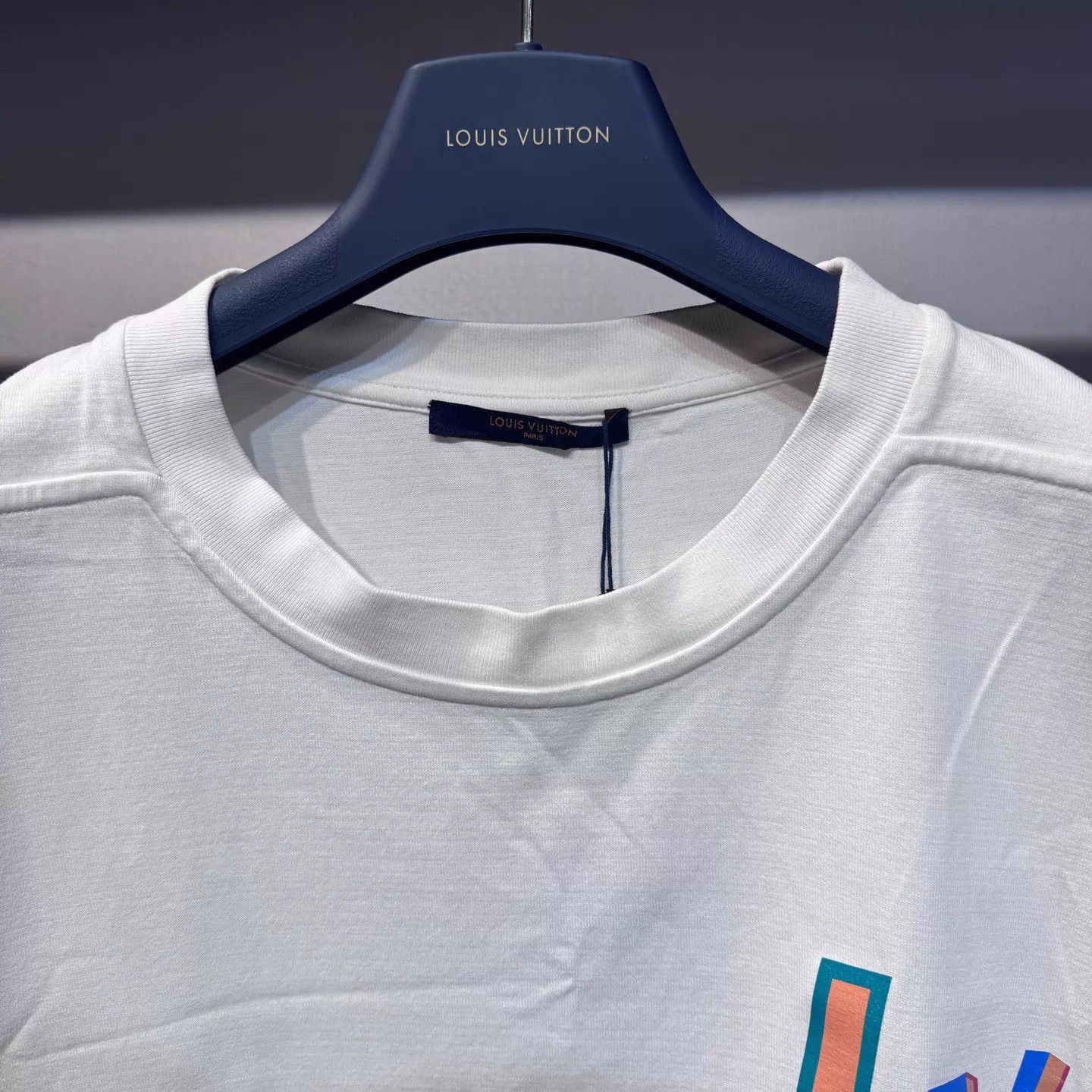 Louis Vuitton White Graphic Short-Sleeve T-Shirt Size US L / EU 52-54 / 3 - 3 Thumbnail