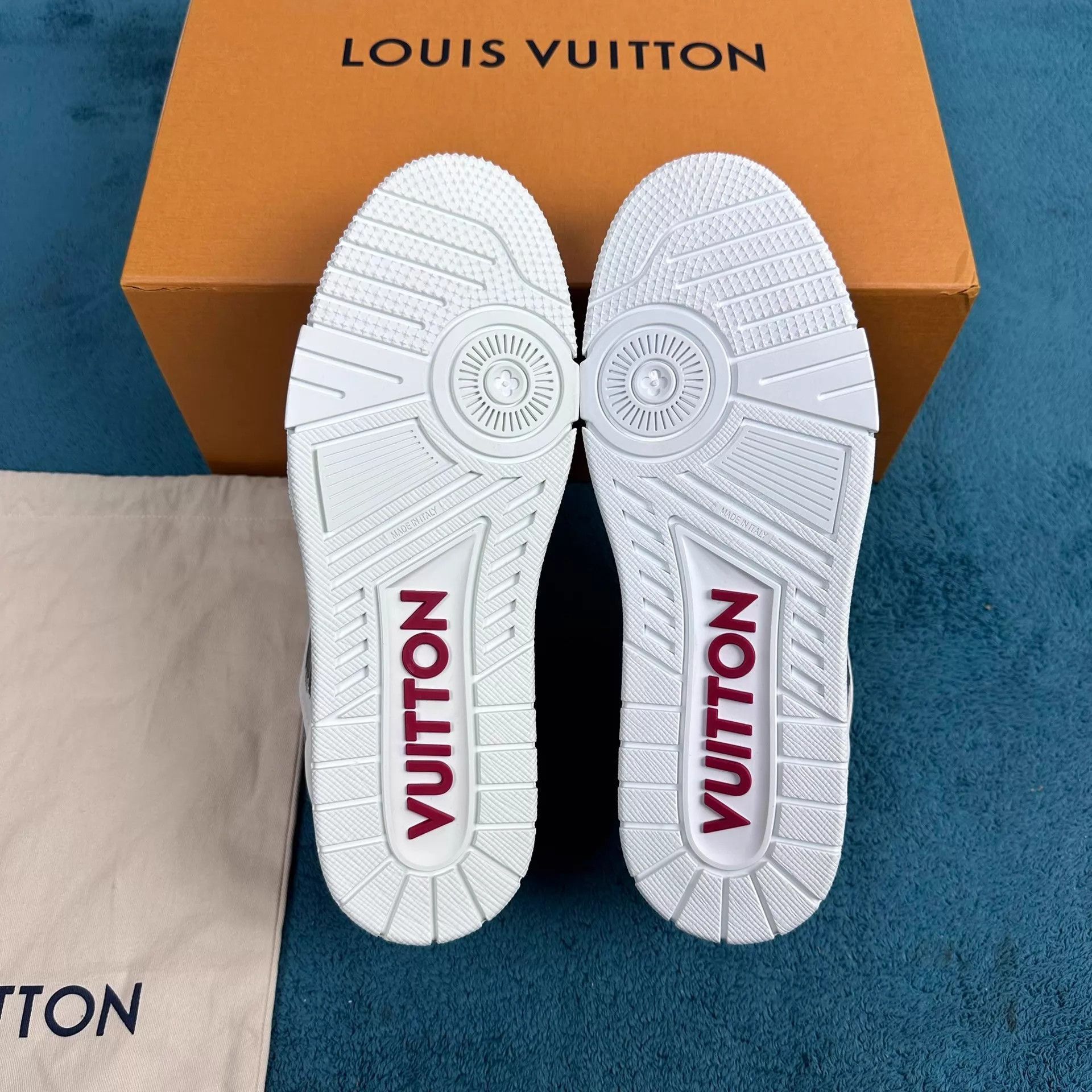 Louis Vuitton Multi-Color Low-Top Sneakers Size 8 Size US 8 / EU 41 - 5 Thumbnail