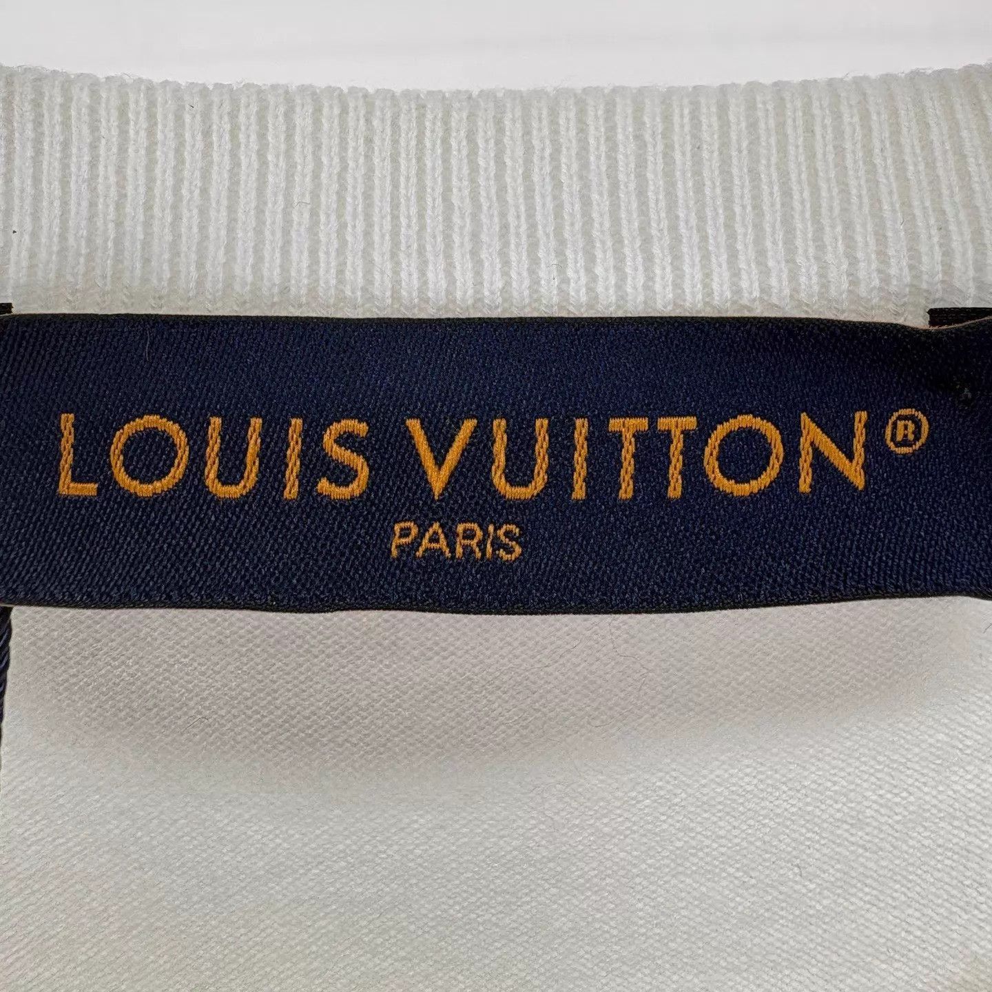 Louis Vuitton White Short-Sleeve Embroidered T-Shirt Size US S / EU 44-46 / 1 - 7 Thumbnail