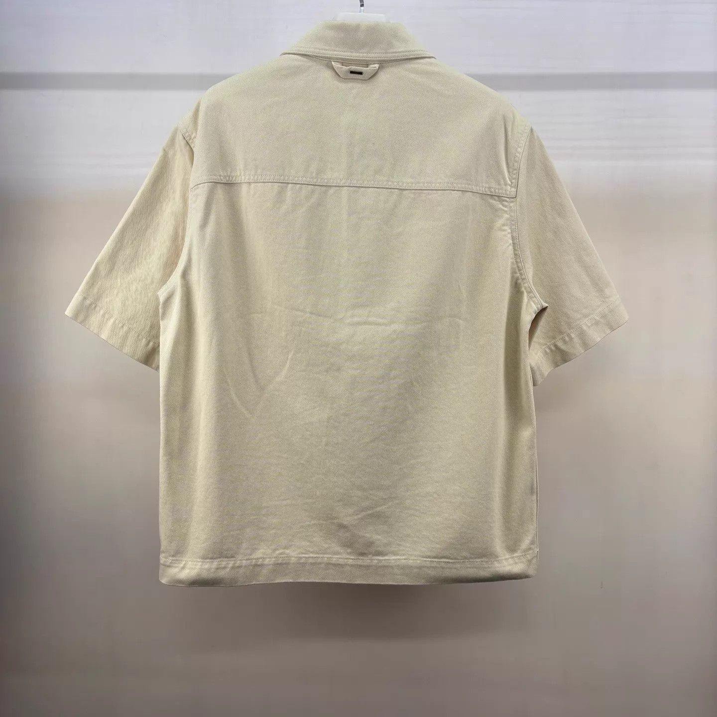 Louis Vuitton Yellow Short-Sleeve Shirt with Embossed Pattern Size US L / EU 52-54 / 3 - 2 Thumbnail