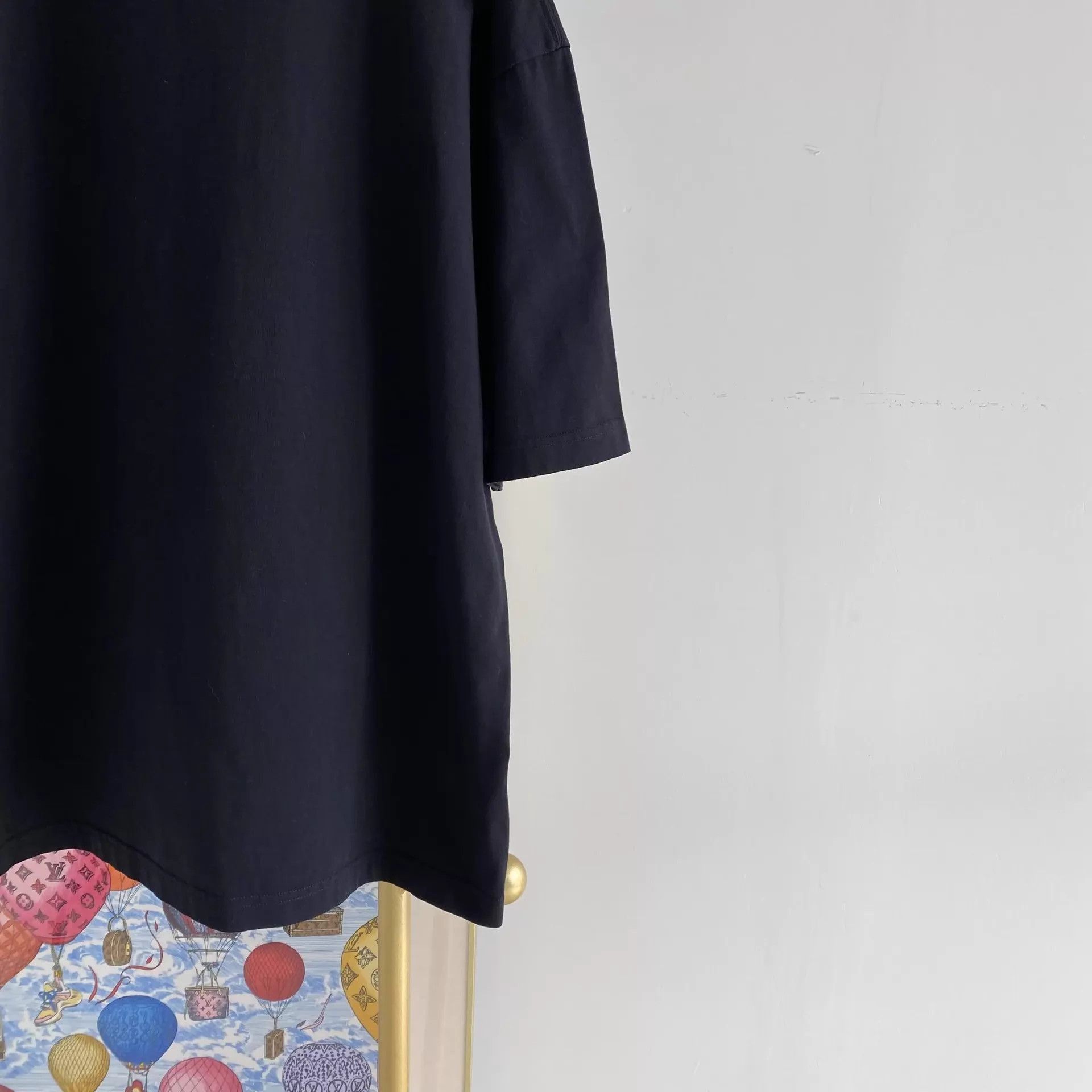 Balenciaga Black Short-Sleeve Oversized Shirt Size US L / EU 52-54 / 3 - 6 Thumbnail