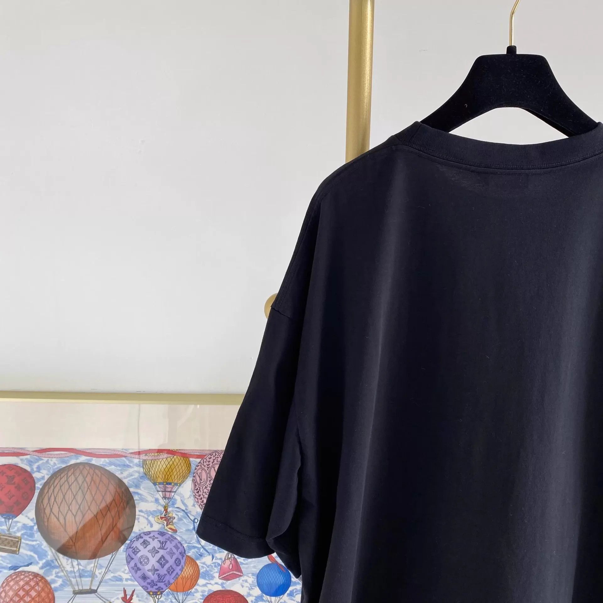Balenciaga Black Short-Sleeve Oversized Shirt Size US L / EU 52-54 / 3 - 5 Thumbnail