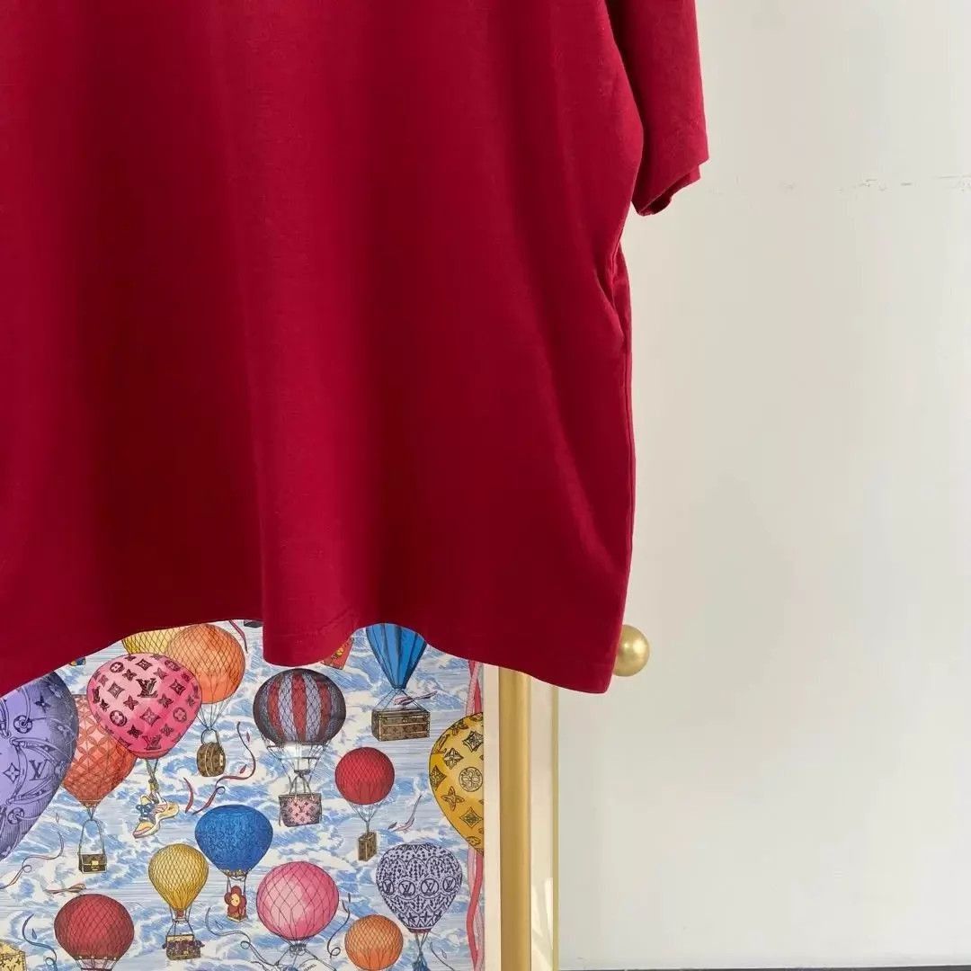 Balenciaga Red Short-Sleeve Graphic T-Shirt - Size M Size US M / EU 48-50 / 2 - 4 Thumbnail