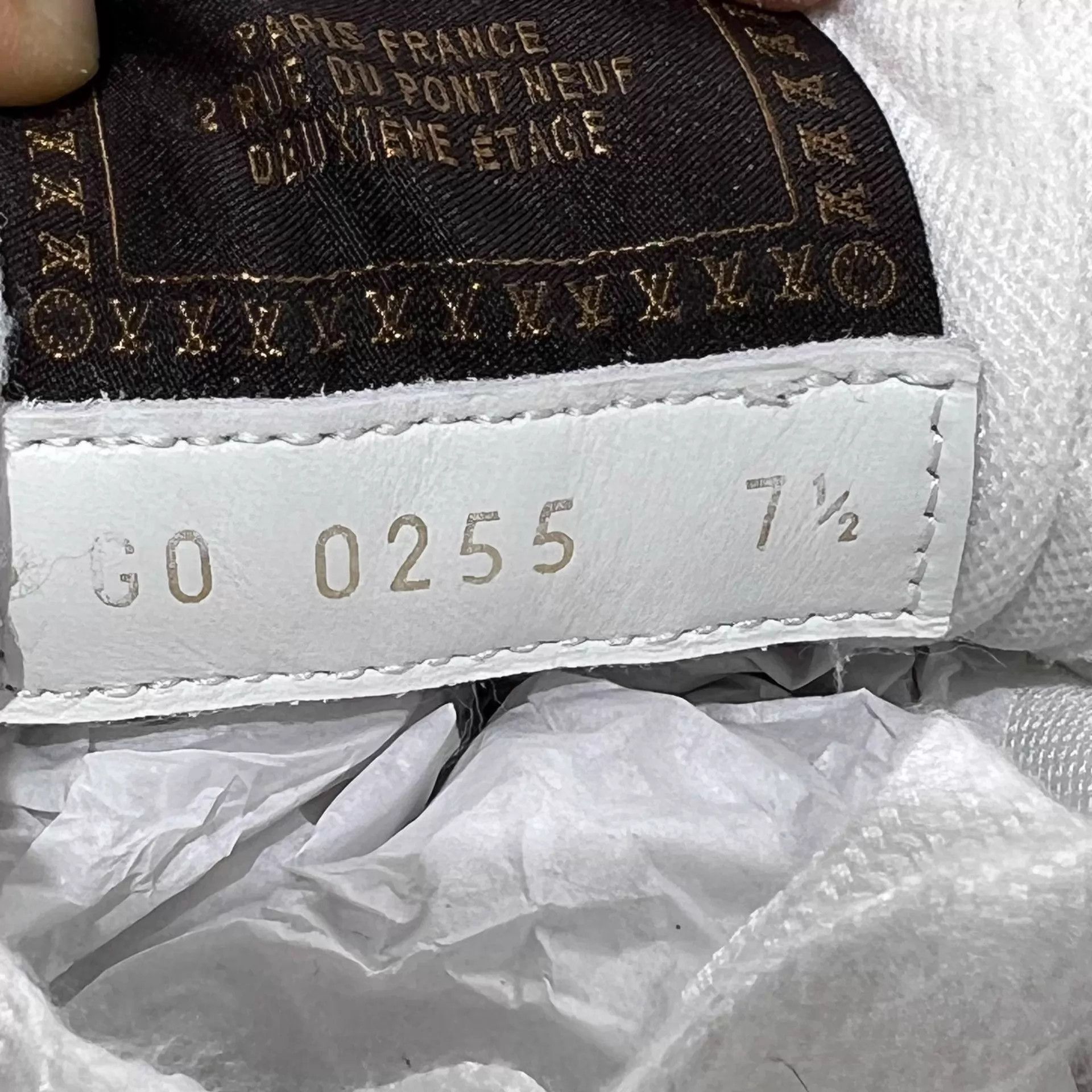 Louis Vuitton White Low-Top Sneakers Size 8.5 Size US 8.5 / EU 41-42 - 8 Thumbnail