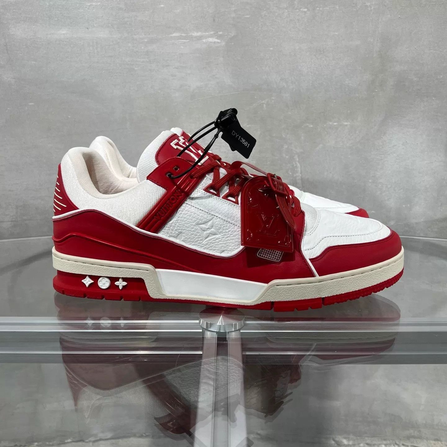 Louis Vuitton Red High-Top Sneakers Size 12 Size US 12 / EU 45 - 4 Thumbnail
