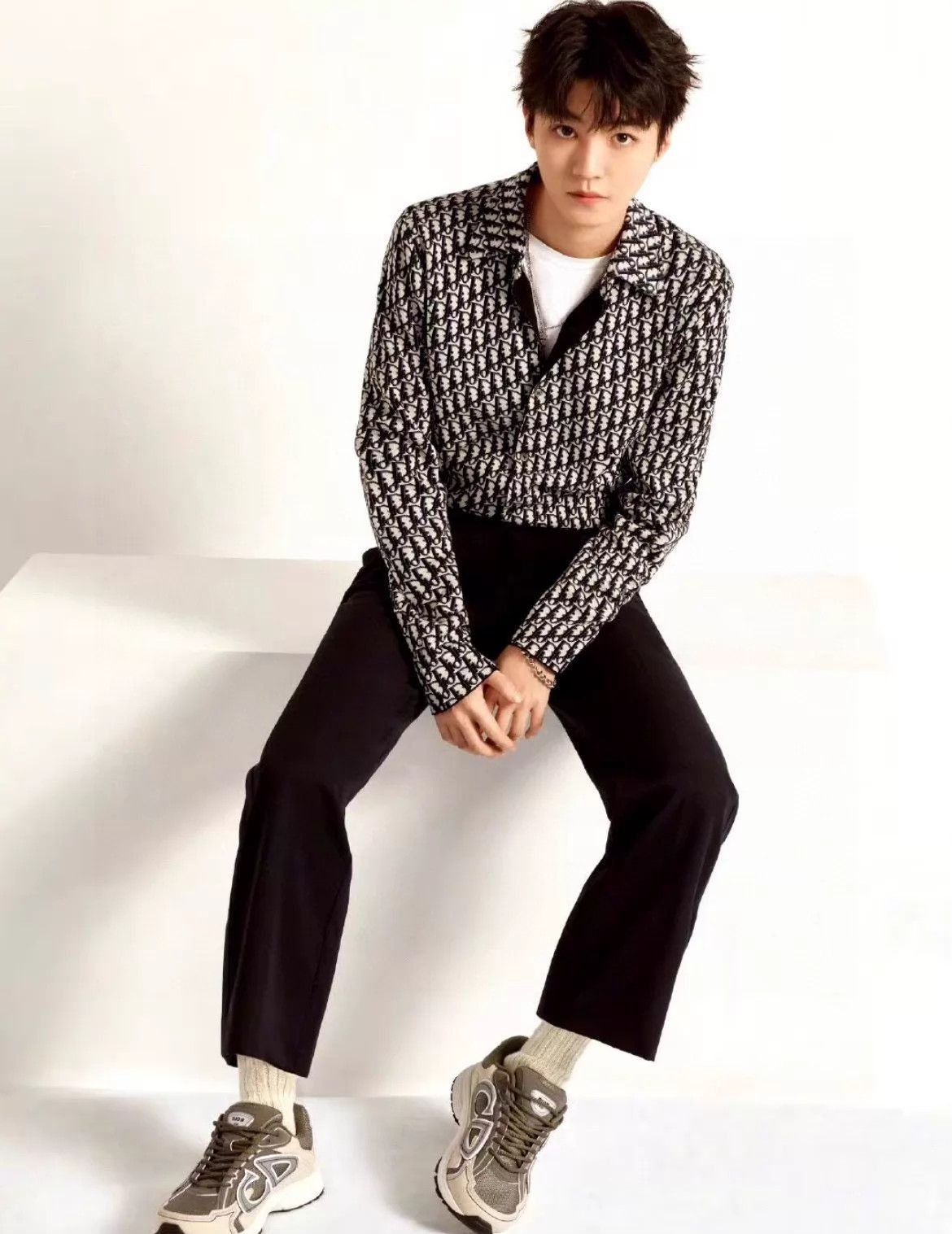 Dior Black Patterned Long-Sleeve Button-Up Shirt Size S Size US S / EU 44-46 / 1 - 7 Thumbnail