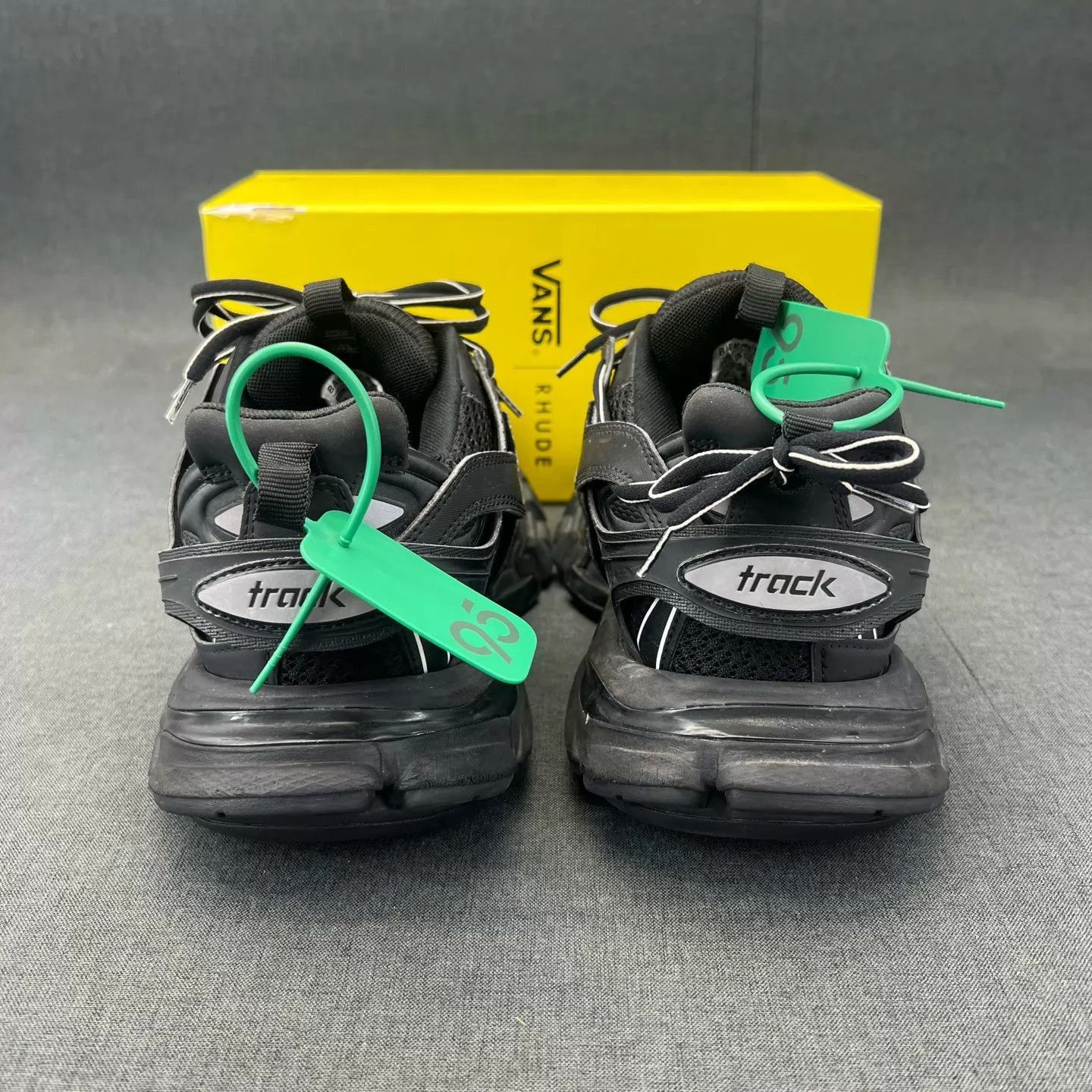 Balenciaga Black Low-Top Sneakers Size 8 Size US 8 / EU 41 - 5 Thumbnail