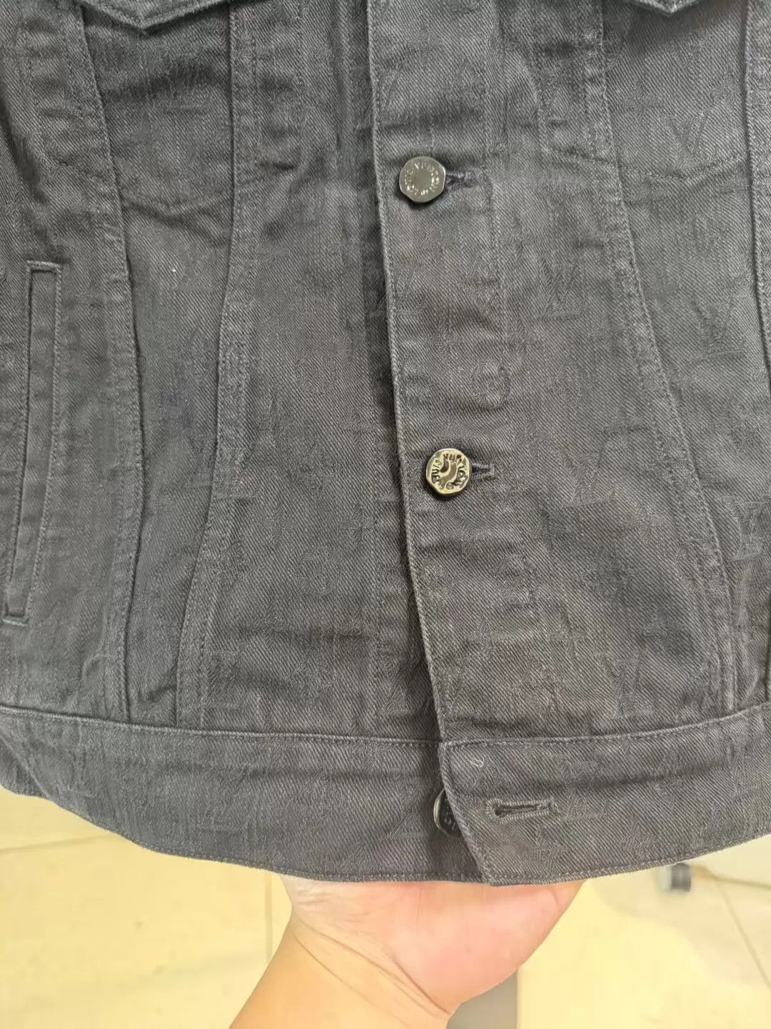 Louis Vuitton Black Denim Jacket - Size S Size US S / EU 44-46 / 1 - 5 Thumbnail