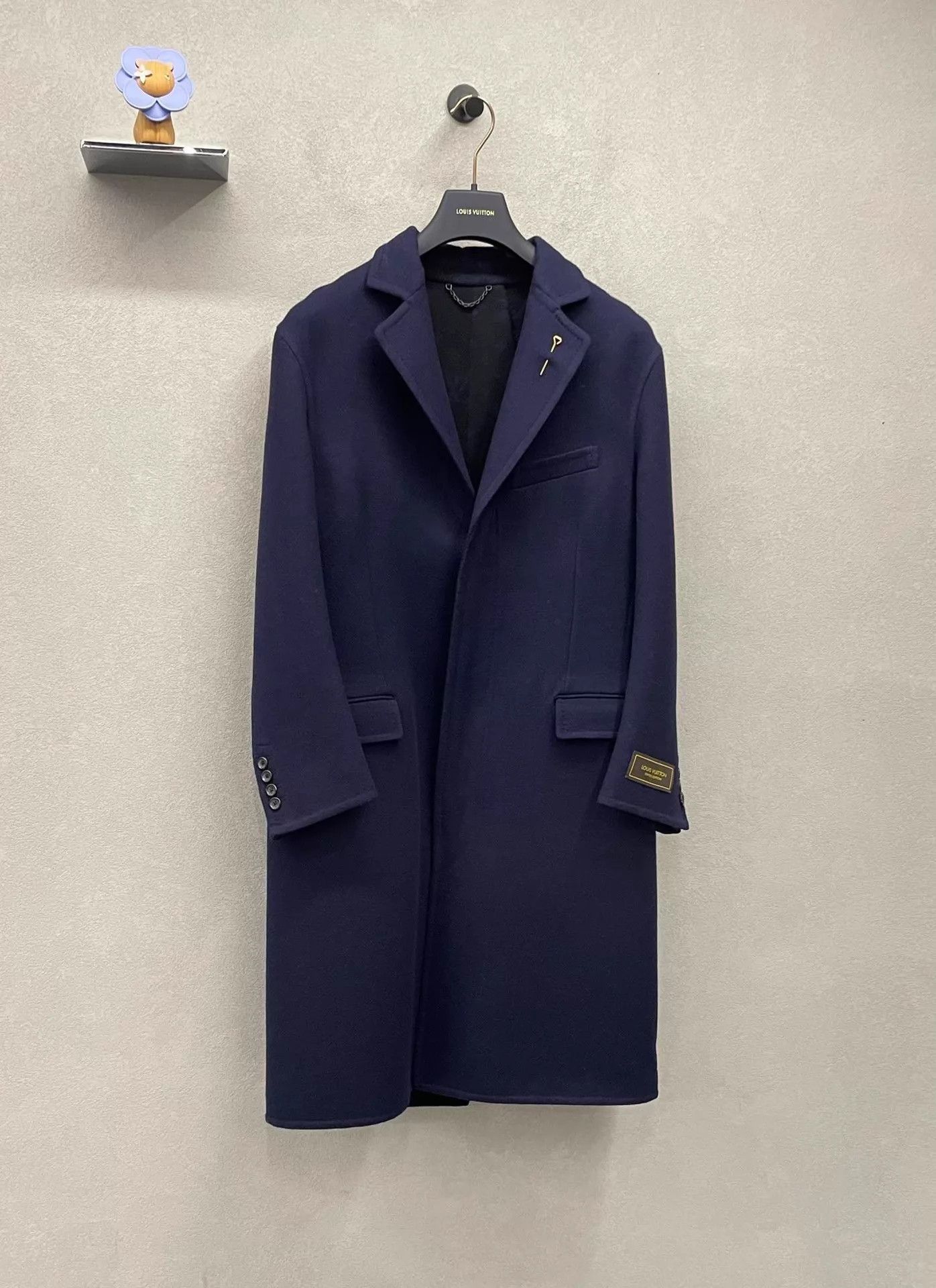 Louis Vuitton Blue Long Structured Coat - Size M Size US M / EU 48-50 / 2 - 3 Thumbnail