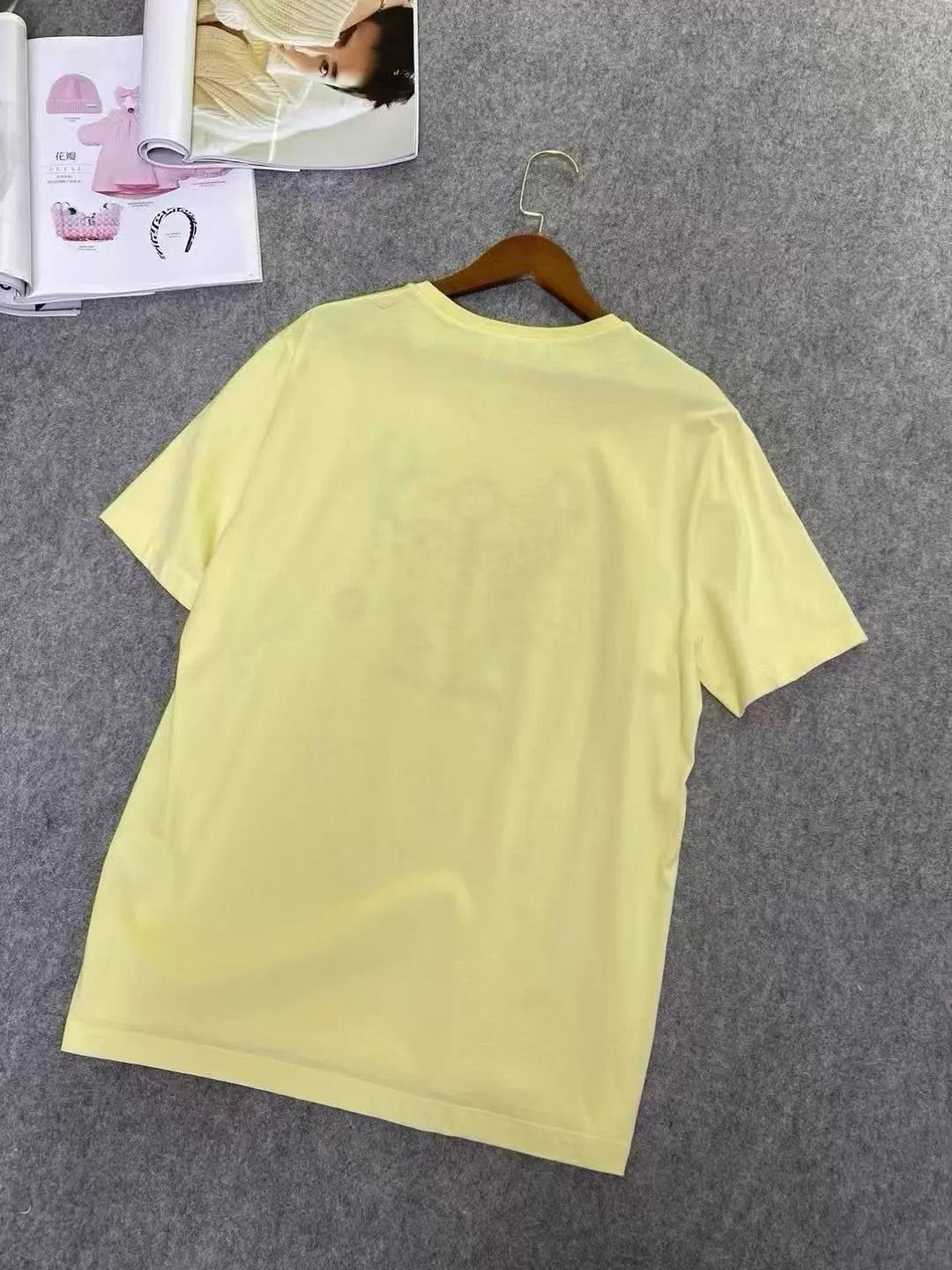 Hermes Yellow Graphic Short-Sleeve T-Shirt Size L Size US L / EU 52-54 / 3 - 4 Thumbnail