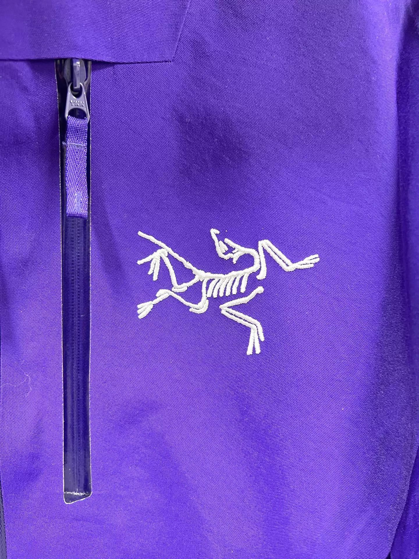 Arc'teryx Purple Hooded Rain Jacket Size S Size US S / EU 44-46 / 1 - 4 Thumbnail