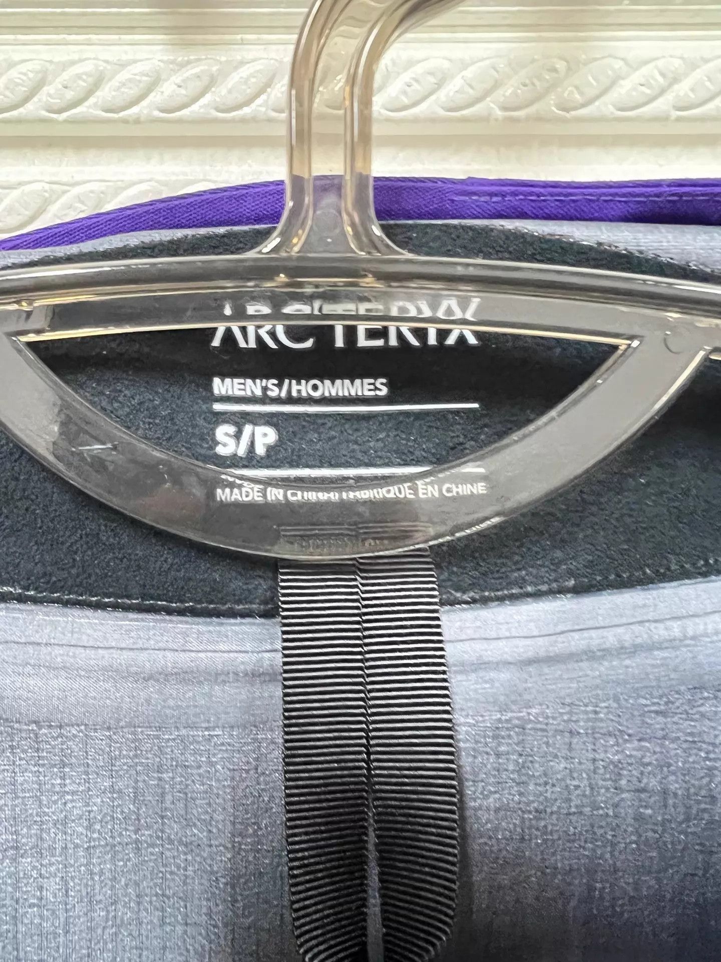 Arc'teryx Purple Hooded Rain Jacket Size S Size US S / EU 44-46 / 1 - 5 Thumbnail