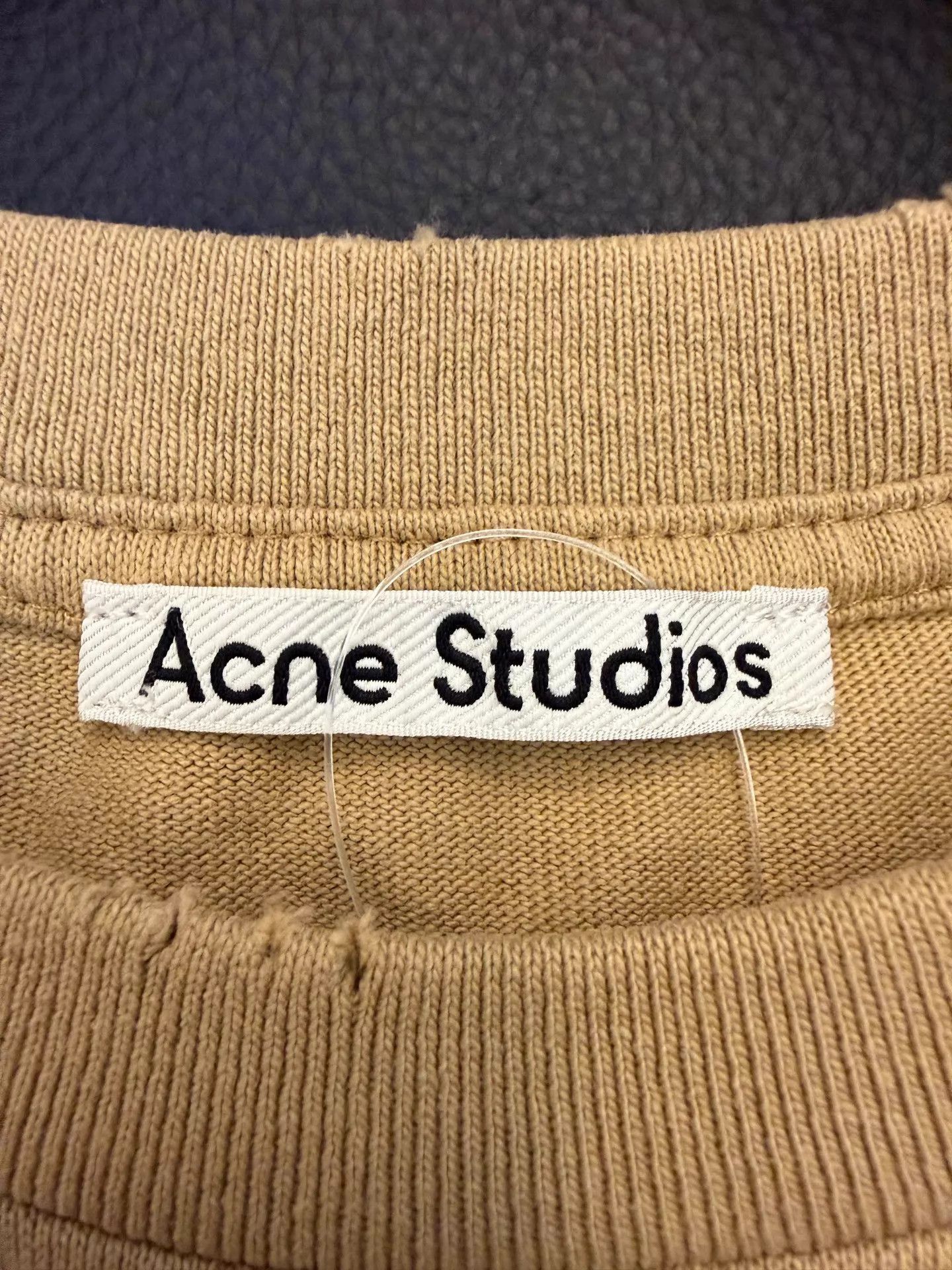 Acne Studios Beige Heart Graphic Short Sleeve Shirt Size US S / EU 44-46 / 1 - 3 Thumbnail