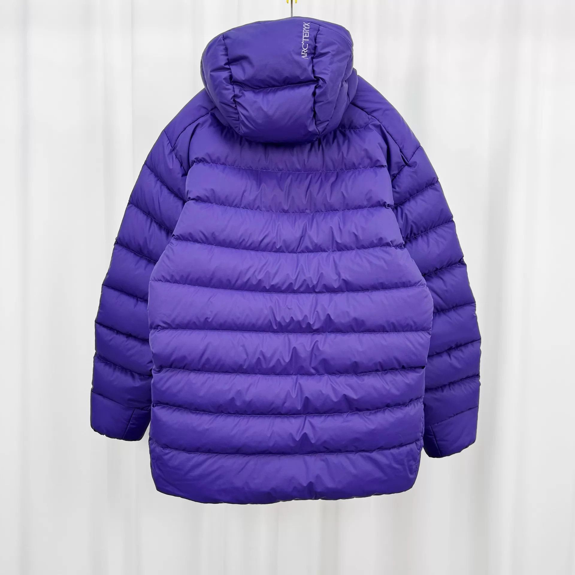 Arc'teryx Purple Hooded Puffer Jacket Size L Size US L / EU 52-54 / 3 - 2 Thumbnail