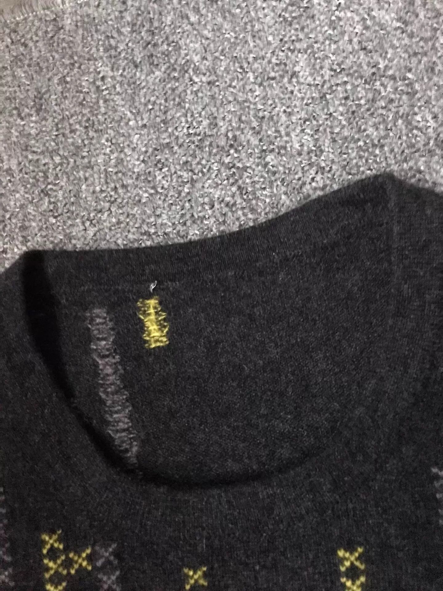Hermes Black XL Sweater with Yellow Stitch Pattern Size US XL / EU 56 / 4 - 4 Thumbnail