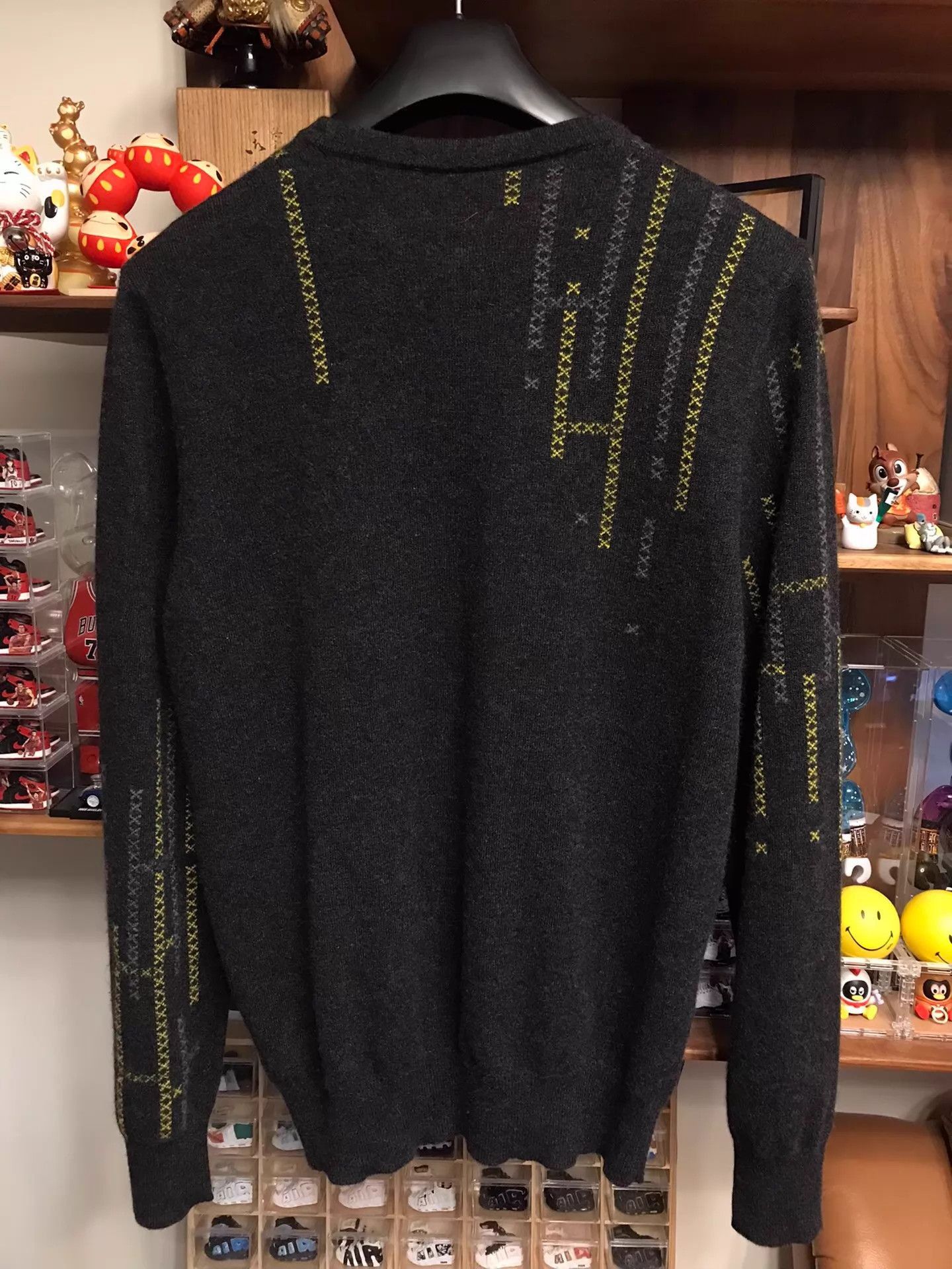 Hermes Black XL Sweater with Yellow Stitch Pattern Size US XL / EU 56 / 4 - 2 Thumbnail