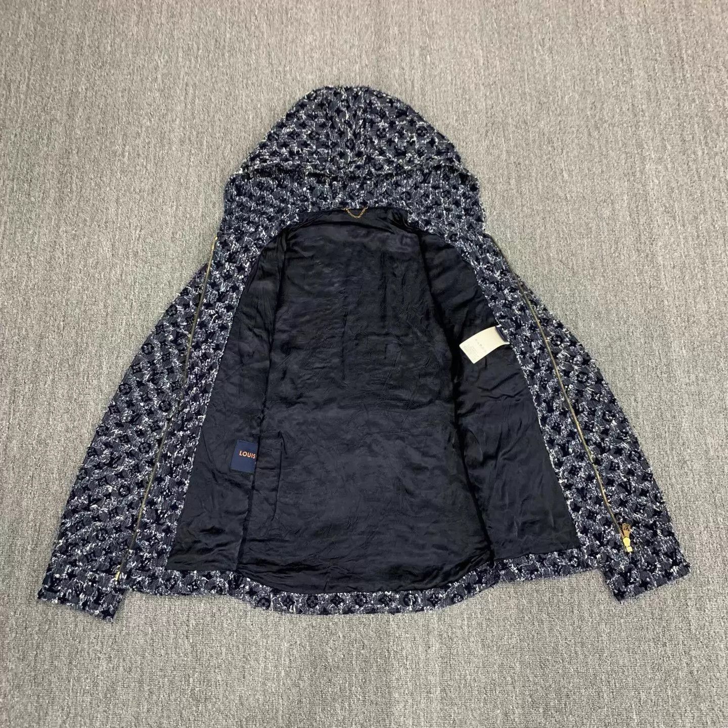 Louis Vuitton Blue Patterned Hoodie with Drawstring - Size M Size US M / EU 48-50 / 2 - 8 Thumbnail