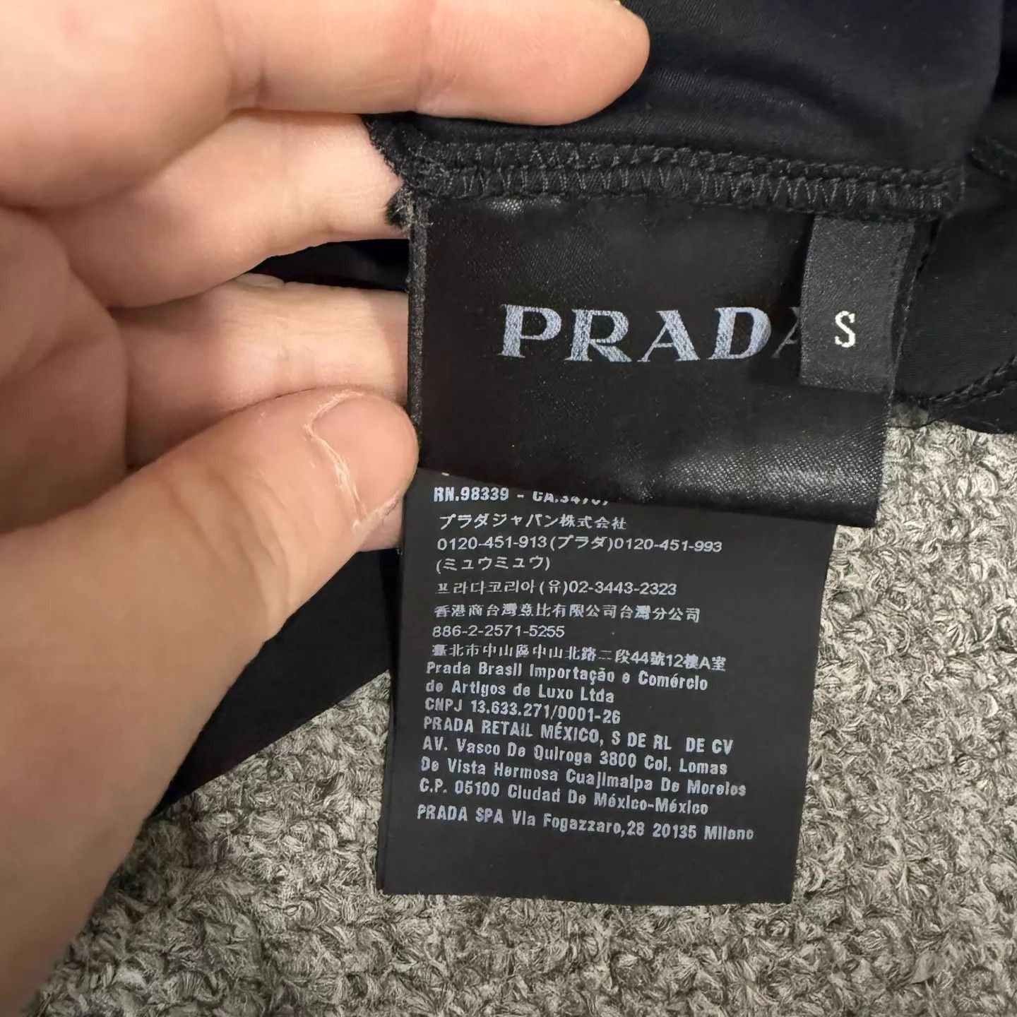 Prada Black Short-Sleeve Polo with Contrast Panel Size US S / EU 44-46 / 1 - 4 Thumbnail