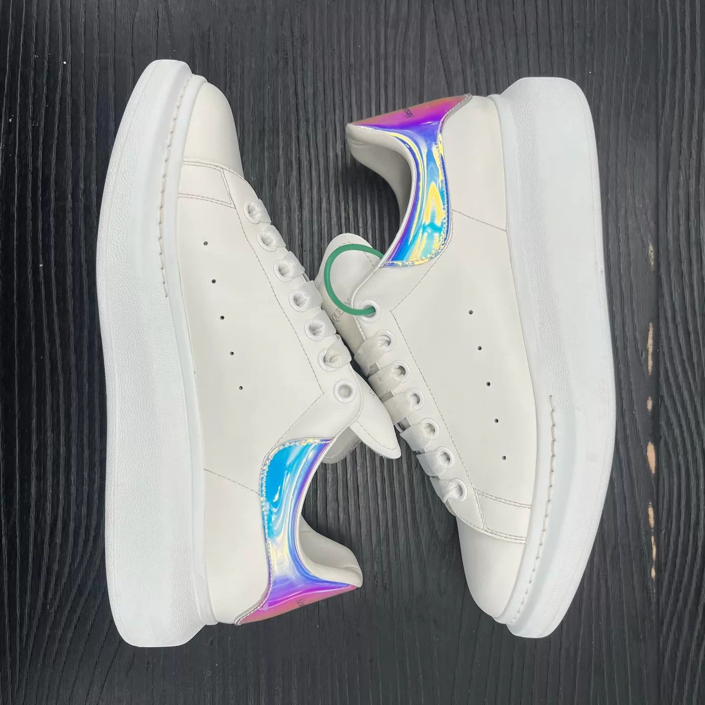 Alexander McQueen White Low-Top Sneakers with Thick Sole Size US 8.5 / EU 41-42 - 2 Thumbnail