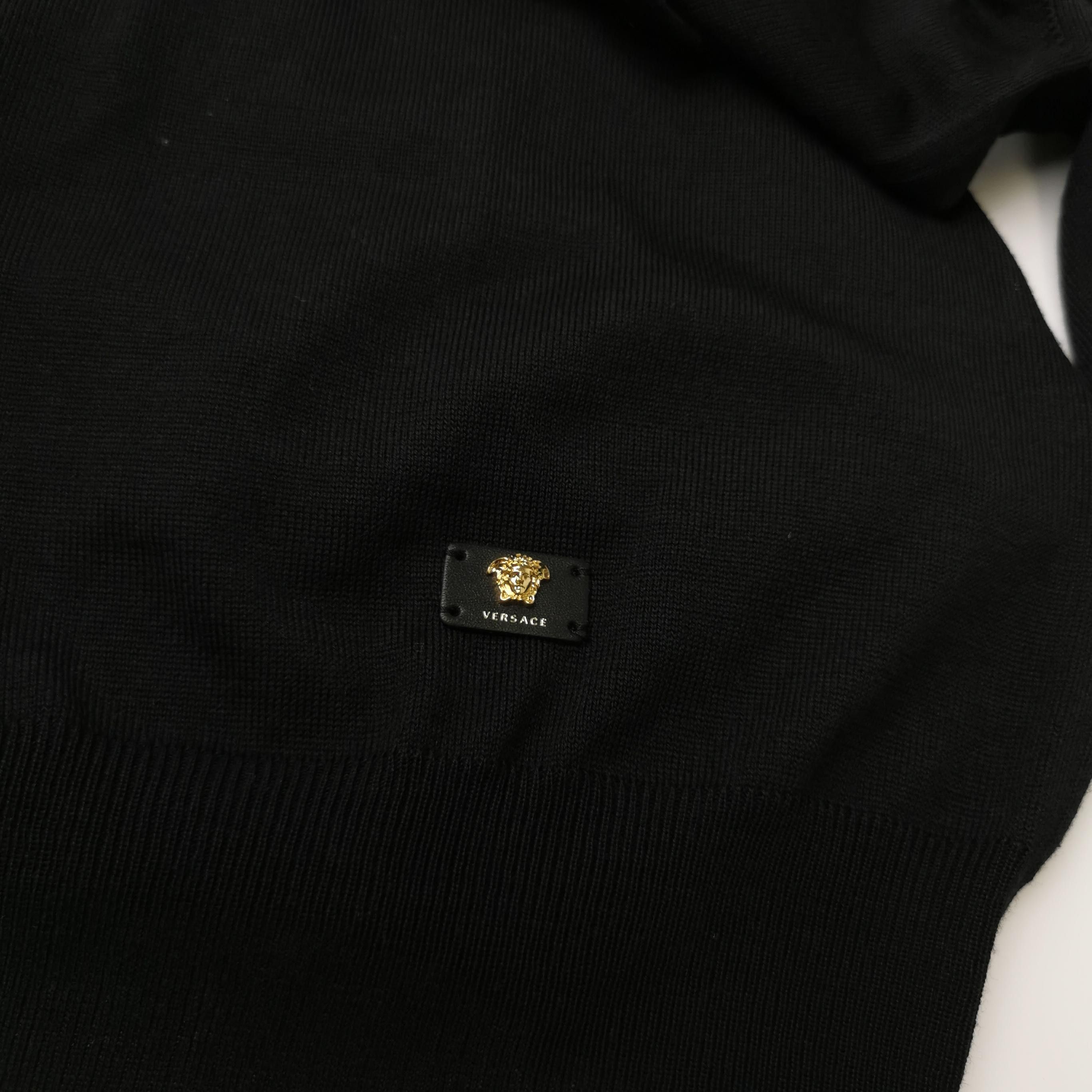 Versace Versace Wool V-Neck Long-Sleeve Solid Sweater XL Size US XL / EU 56 / 4 - 6 Thumbnail