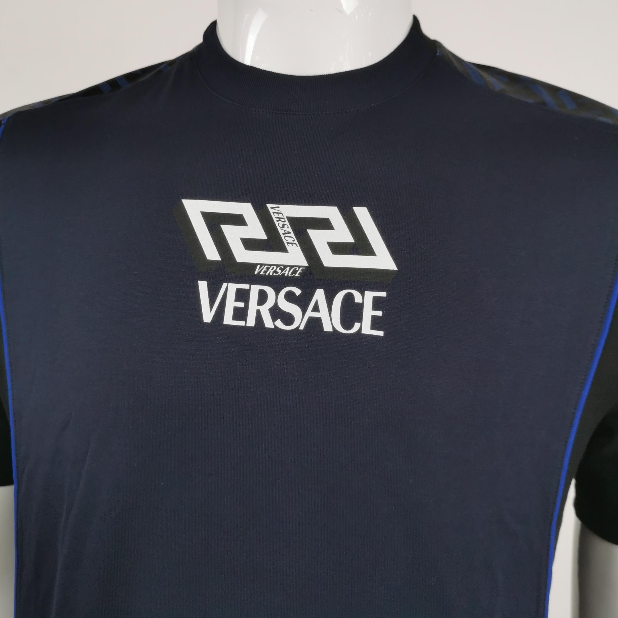 Versace Black Formal Slim-Fit Suit with Satin Lapel Size US S / EU 44-46 / 1 - 6 Thumbnail