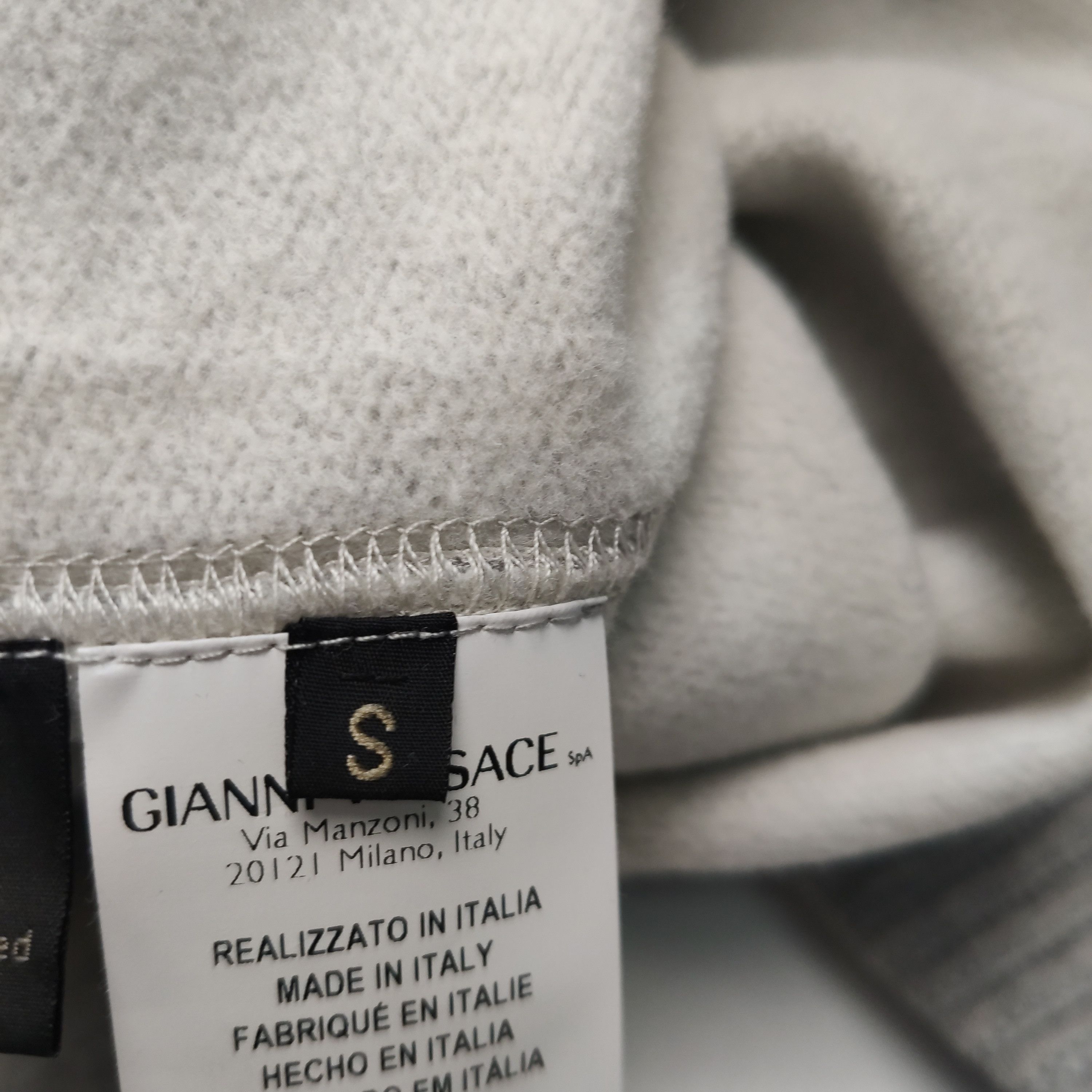 Versace Versace Gray V-Neck Wool Knit Sweater L Size US L / EU 52-54 / 3 - 12 Thumbnail
