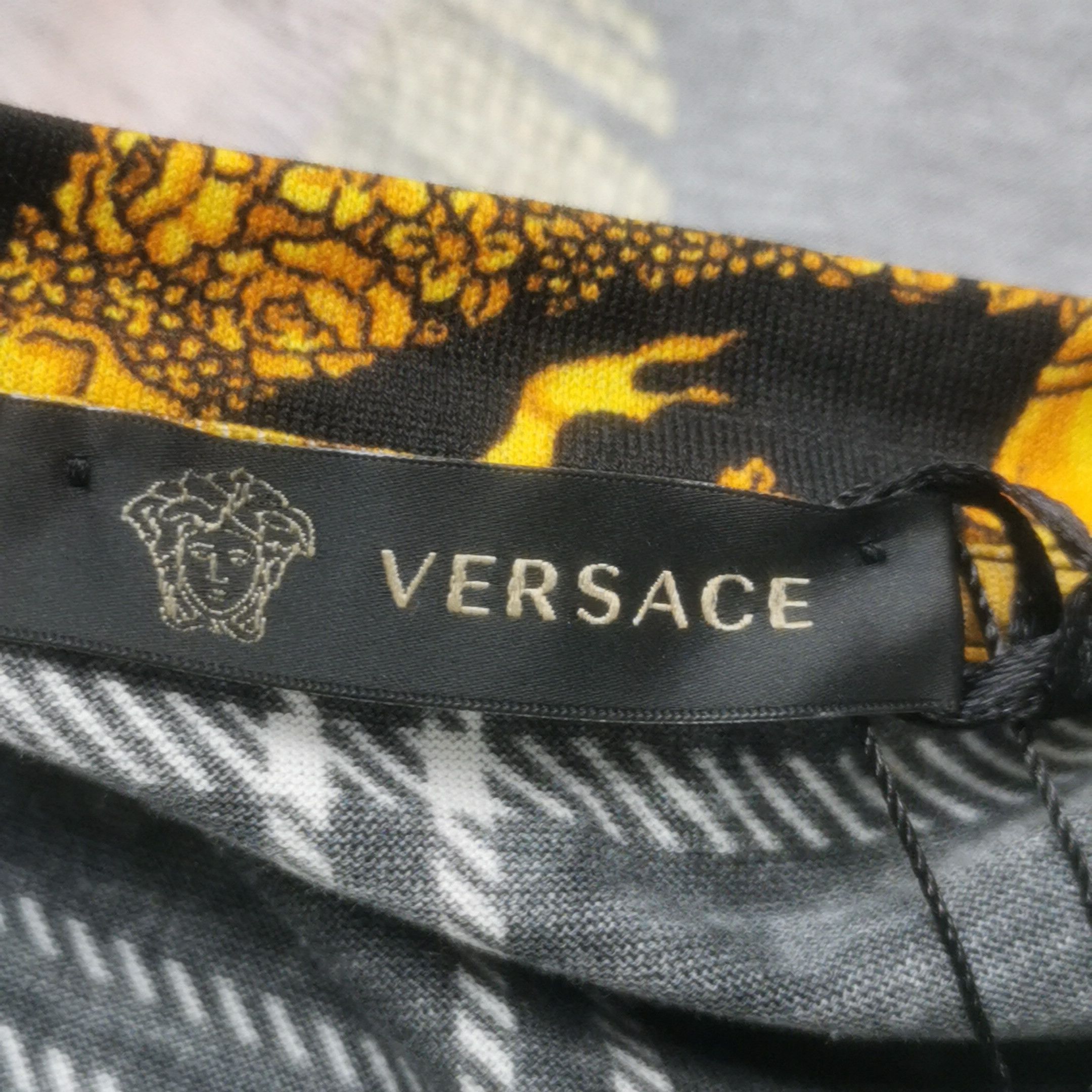 Versace Versace Cotton Patchwork Print Crew Neck T-Shirt S Size US S / EU 44-46 / 1 - 8 Thumbnail