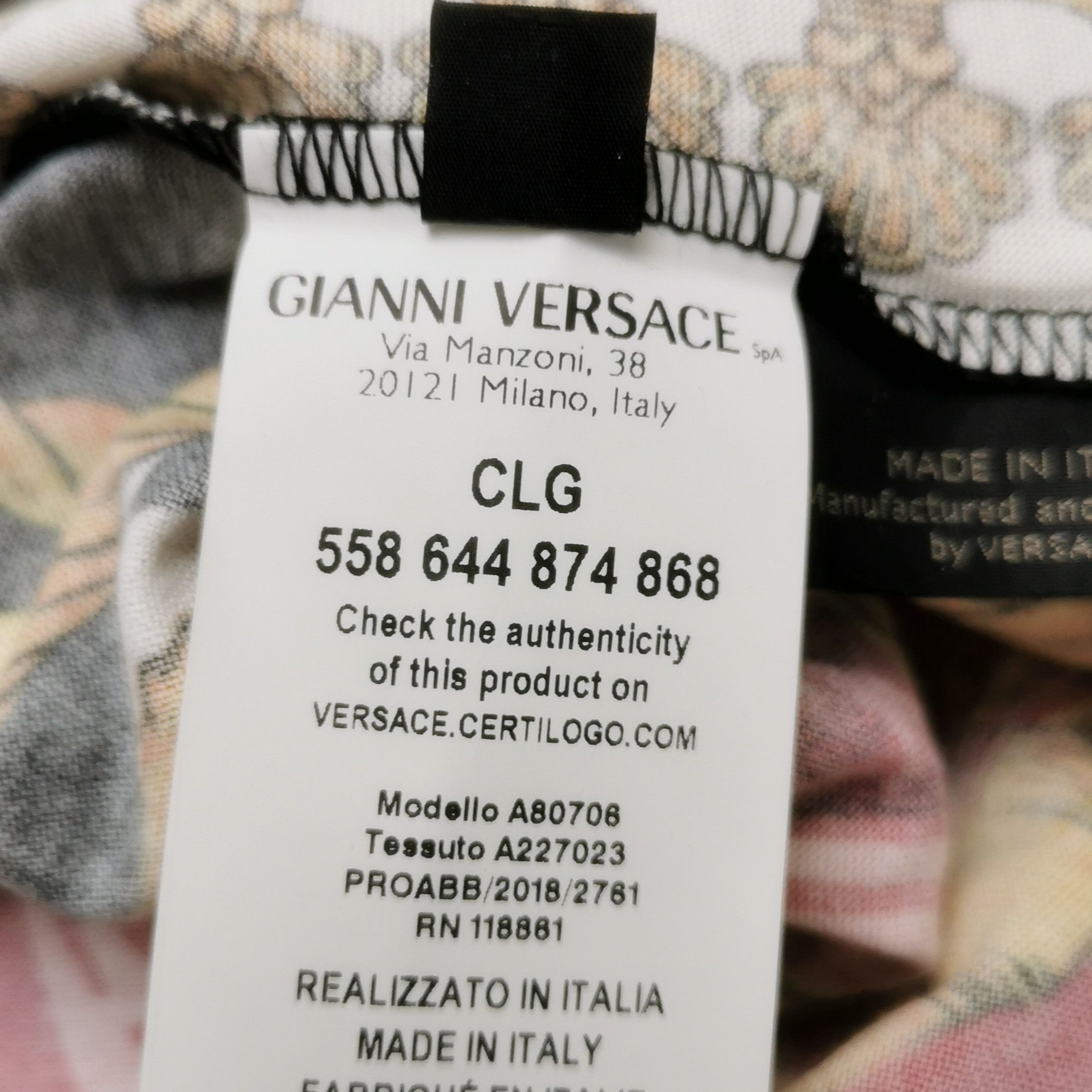 Versace Versace Cotton Patchwork Print Crew Neck T-Shirt S Size US S / EU 44-46 / 1 - 12 Thumbnail