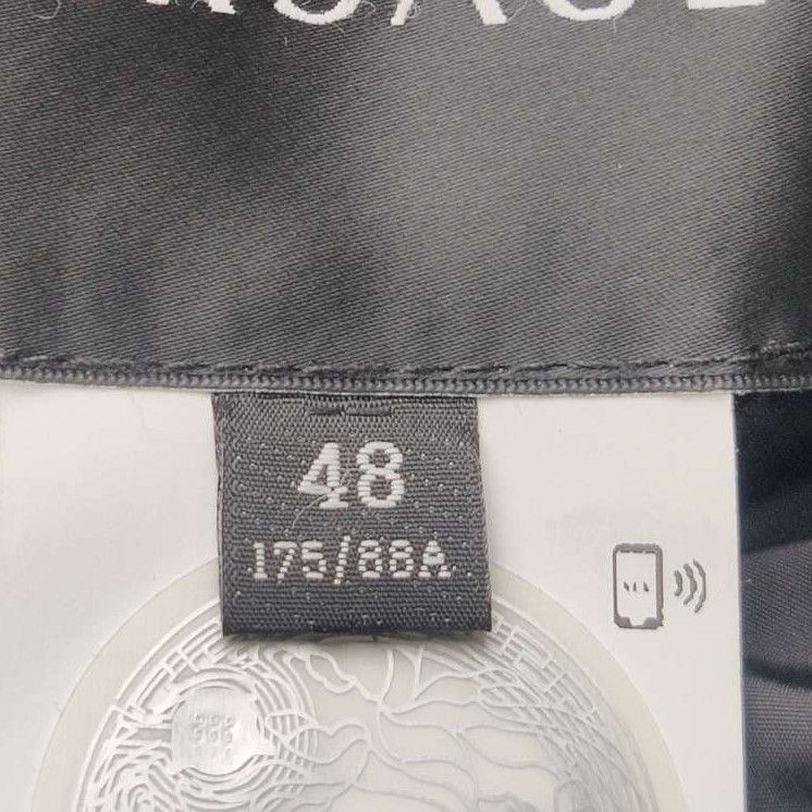 Versace Versace Black Jacket with Gold Medusa Logo M Size US M / EU 48-50 / 2 - 18 Thumbnail