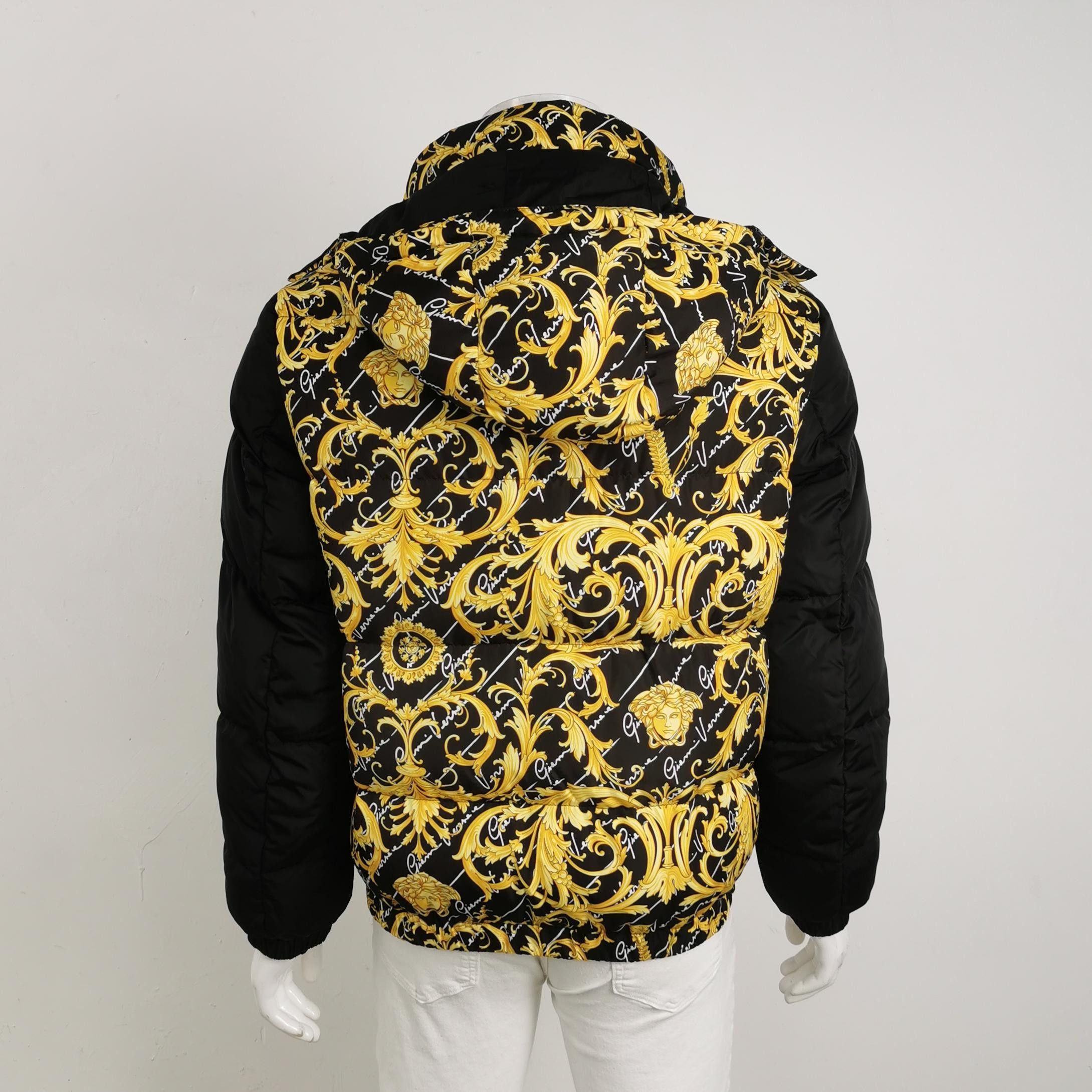 Versace Versace Black Jacket with Gold Medusa Logo M Size US M / EU 48-50 / 2 - 9 Thumbnail
