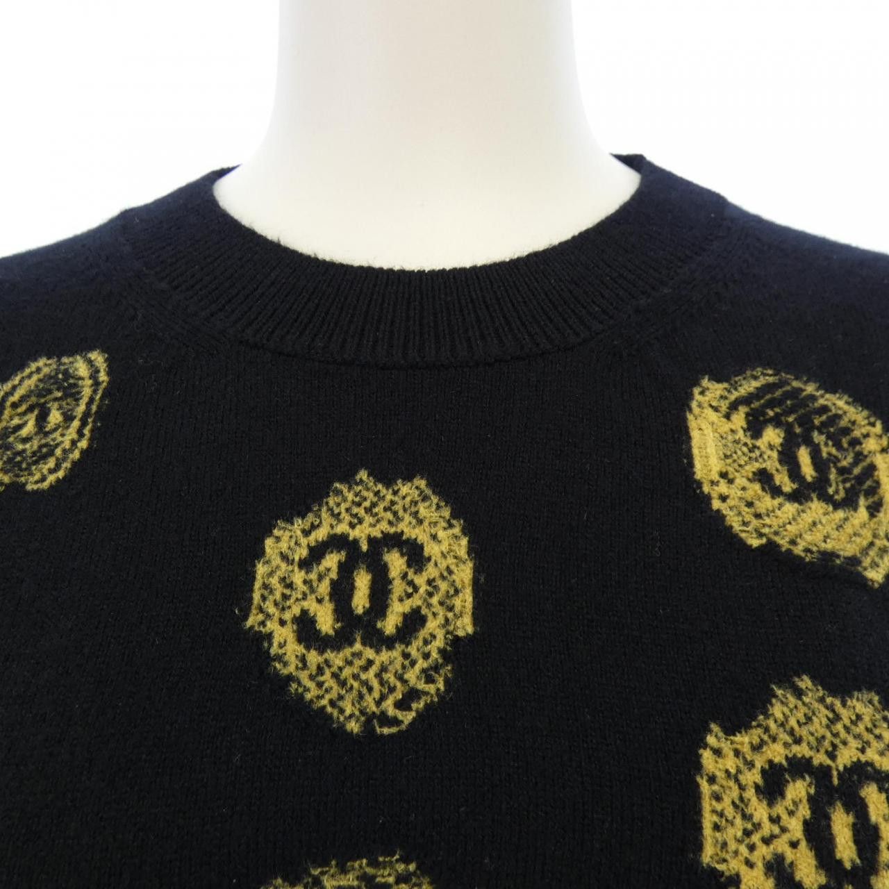 Chanel Chanel Chanel P70991K10160 Cashmere Knit Textile Tops P70991K10160 DUTY FREE for USA Size ONE SIZE - 6 Thumbnail