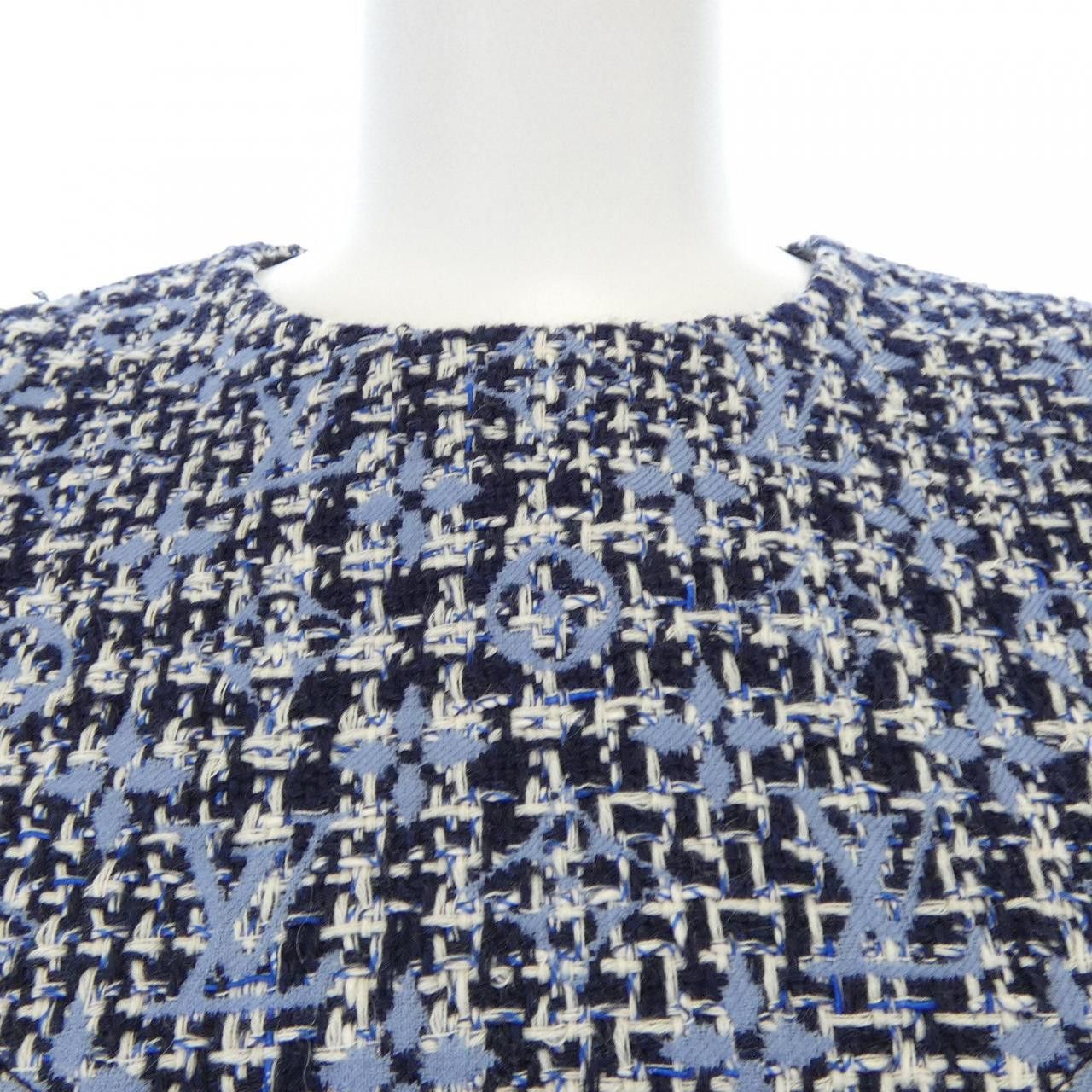 Louis Vuitton Louis Vuitton Louis Vuitton Monogram Tweed Dress Textile Dresses FMDR29JM8 DUTY FREE for USA Size ONE SIZE - 5 Thumbnail