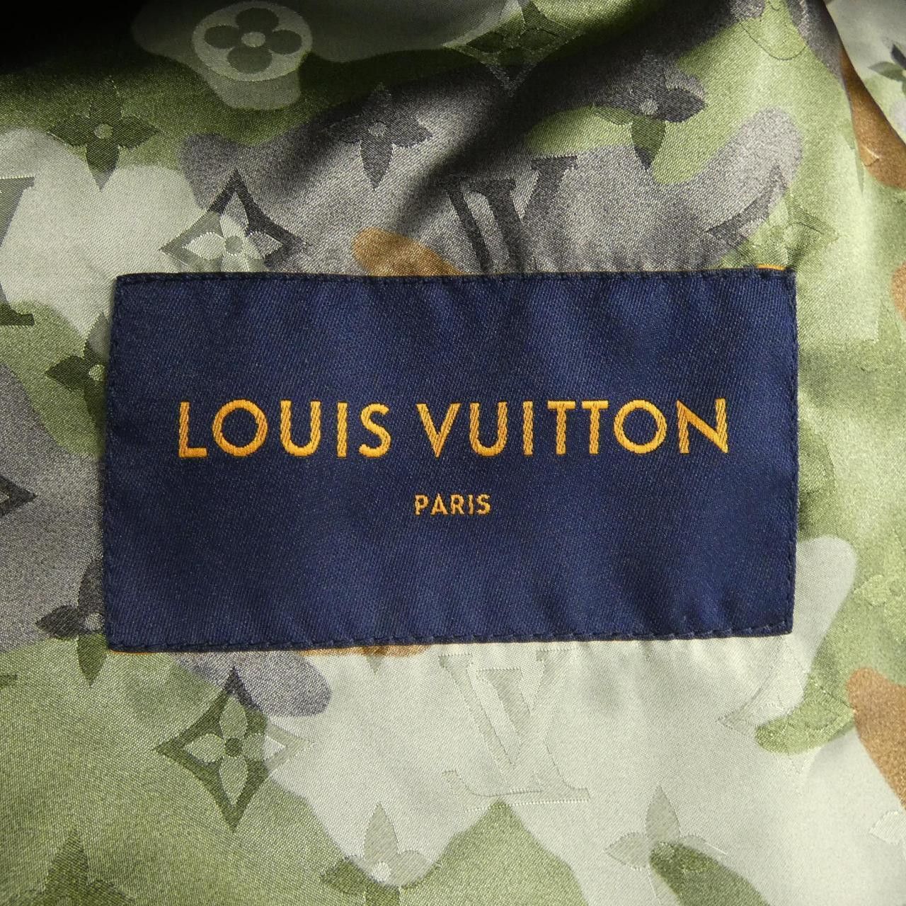 Louis Vuitton Louis Vuitton Louis Vuitton Camouflage Windbreaker Jacket Textile Outerwear HJB08WXCO DUTY FREE for USA Size ONE SIZE - 4 Thumbnail