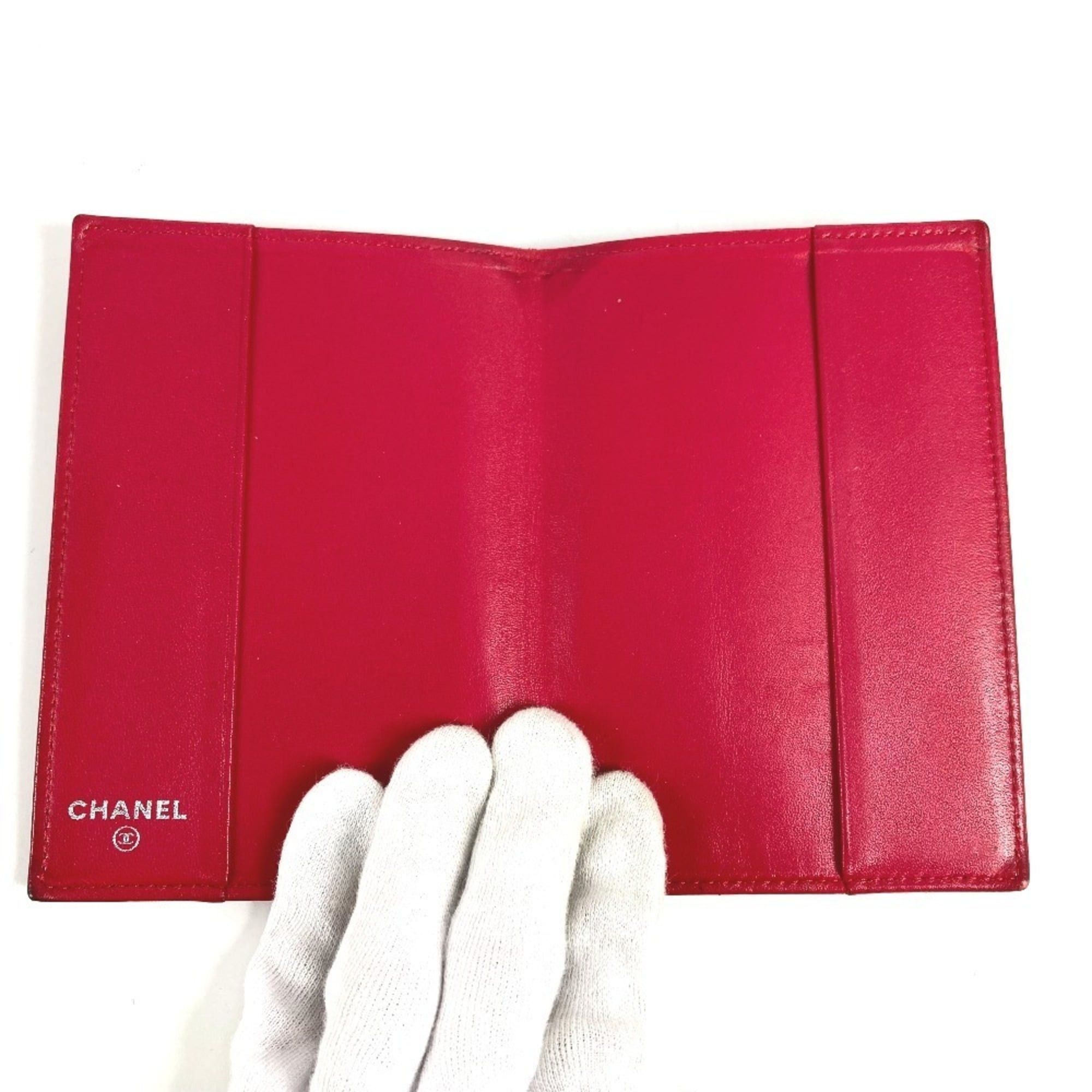 Chanel CHANEL CC Coco Mark Logo Matelasse Quilted Bifold Passport Case Cover in Lambskin for Men and Women, Red Size ONE SIZE - 3 Thumbnail