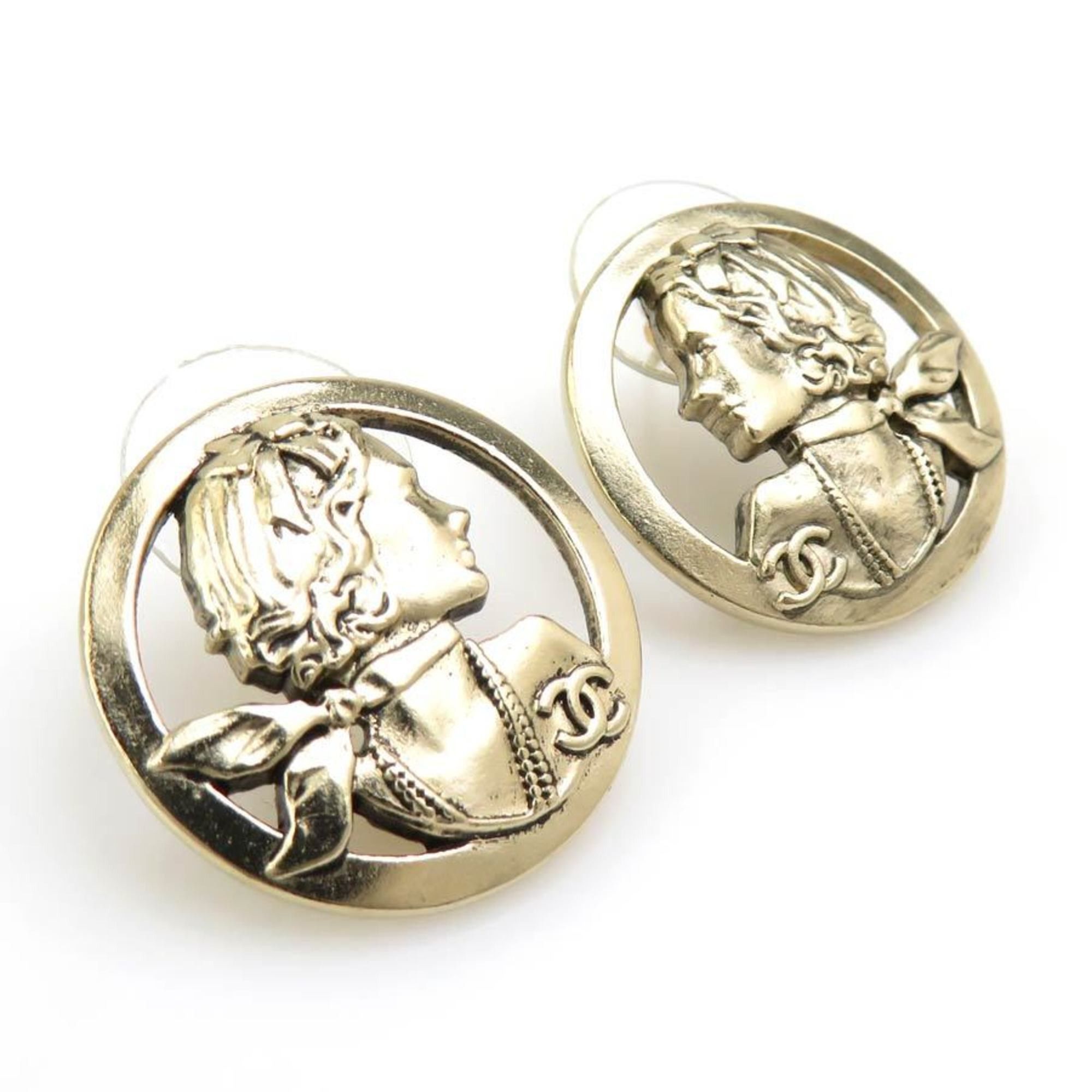 Chanel CHANEL Mademoiselle Metal Gold Earrings for Women, Free Shipping, h31996a Size ONE SIZE - 4 Thumbnail