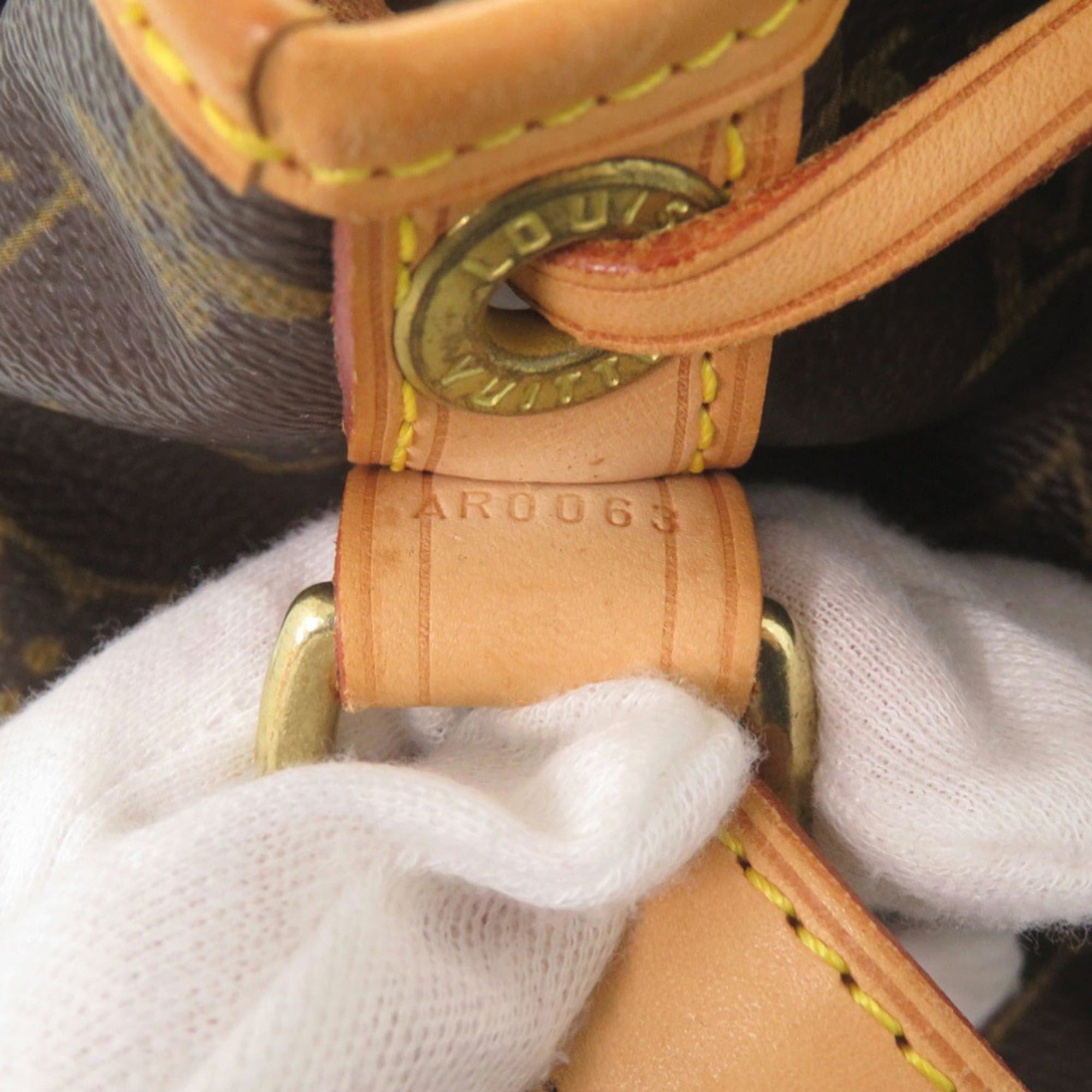 Louis Vuitton Louis Vuitton Petit Noe Monogram M42226 Shoulder Bag LV 1078LOUIS VUITTON Size ONE SIZE - 10 Thumbnail