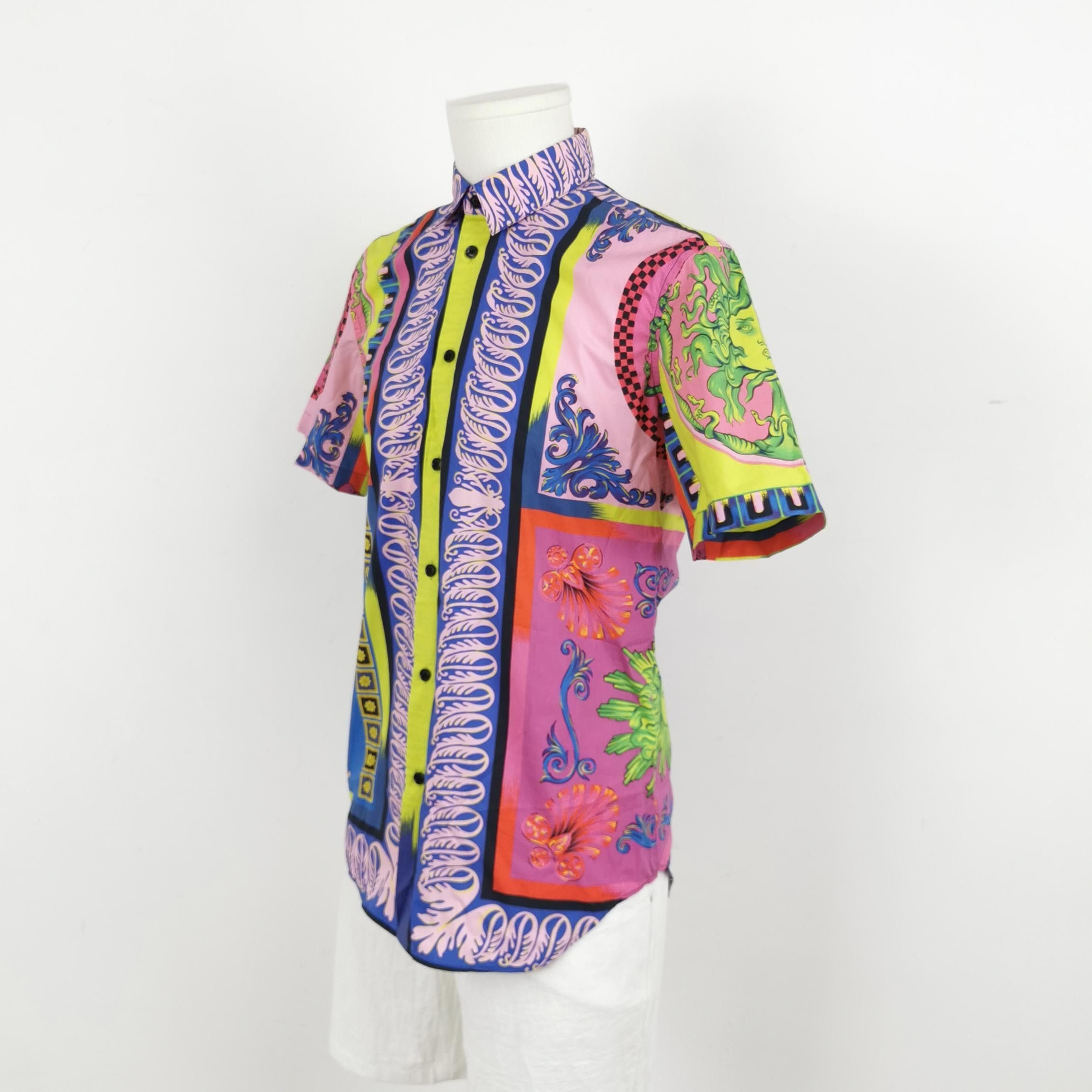 Versace Versace Cotton Printed Short-Sleeve Collared Shirt Size US S / EU 44-46 / 1 - 3 Thumbnail