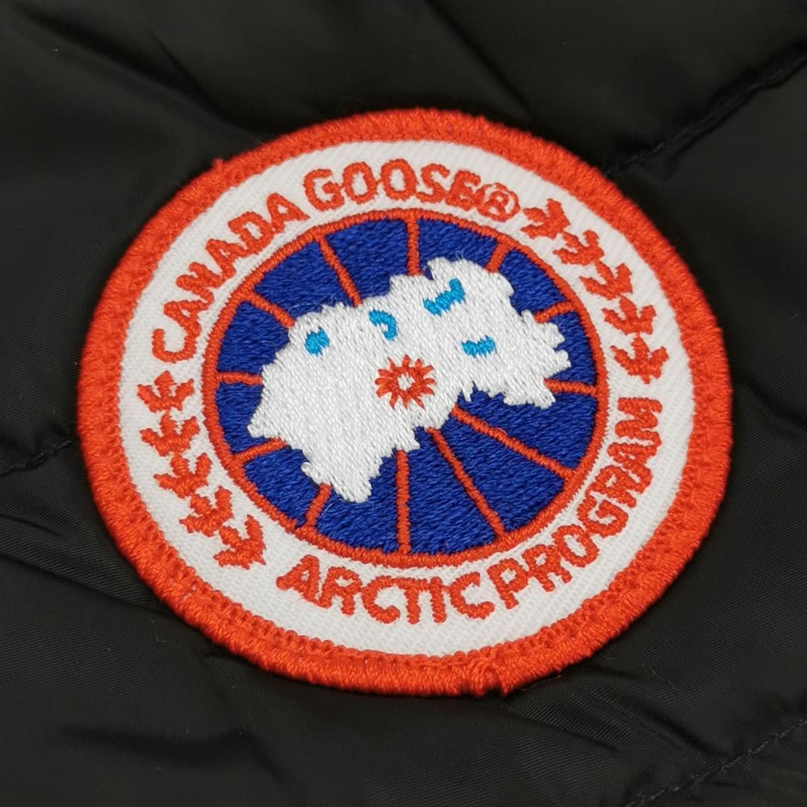 Canada Goose Canada Goose M Solid Logo Cotton Vest Size US M / EU 48-50 / 2 - 5 Thumbnail