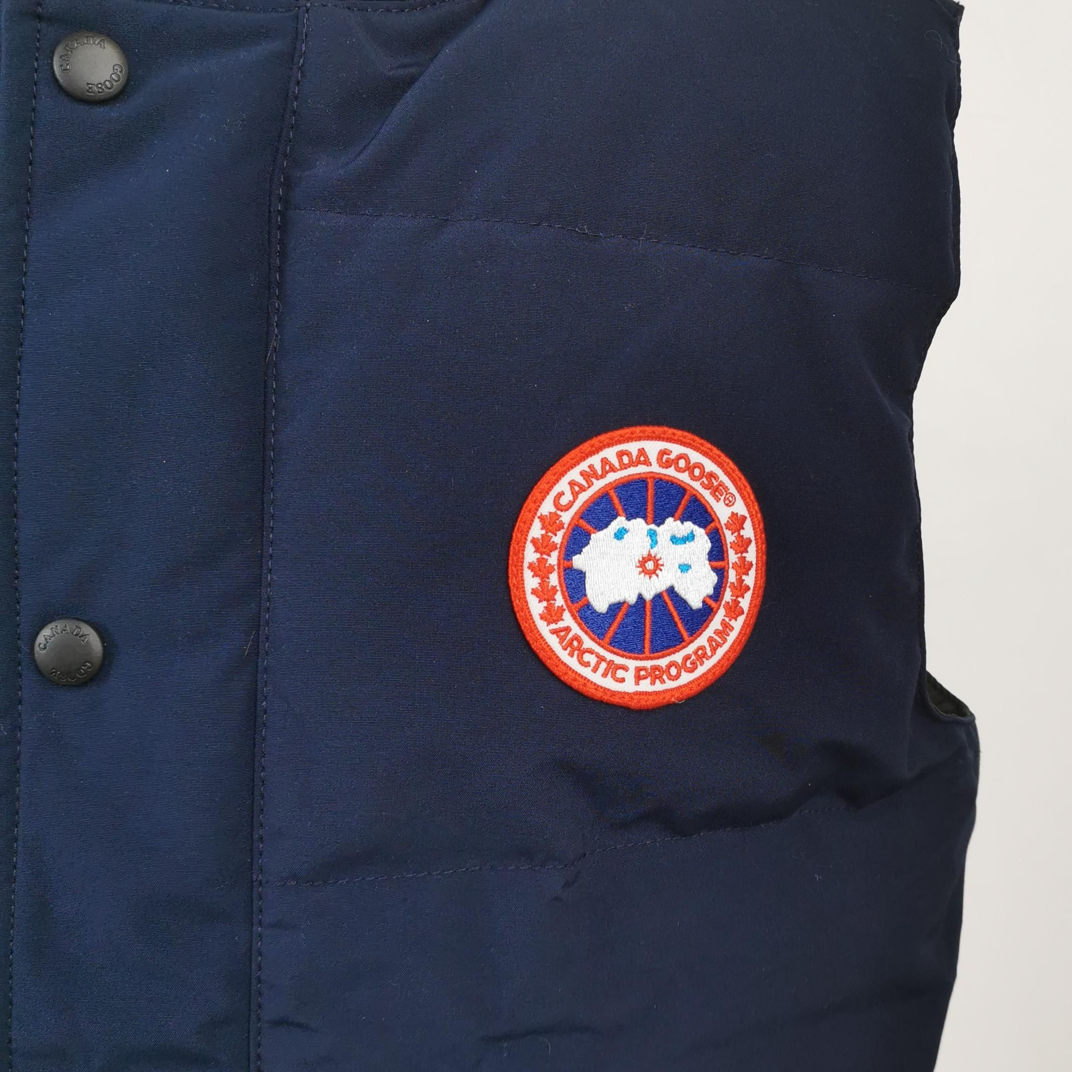 Canada Goose Canada Goose XS Sleeveless Logo Cotton Vest Size US XS / EU 42 / 0 - 6 Thumbnail