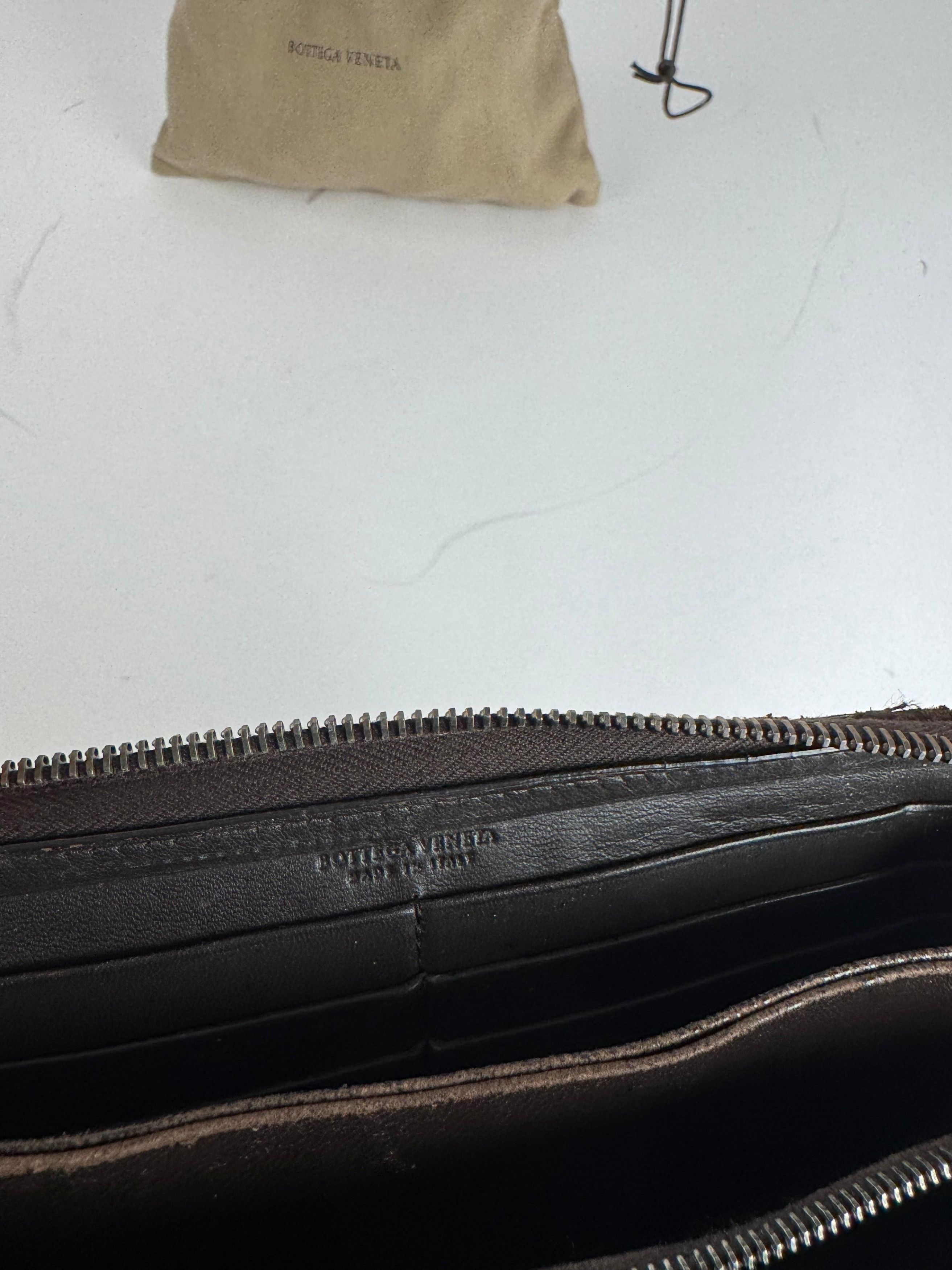 Bottega Veneta Vintage Zippy Intrecciato Leather Wallet Brown Size ONE SIZE - 4 Thumbnail