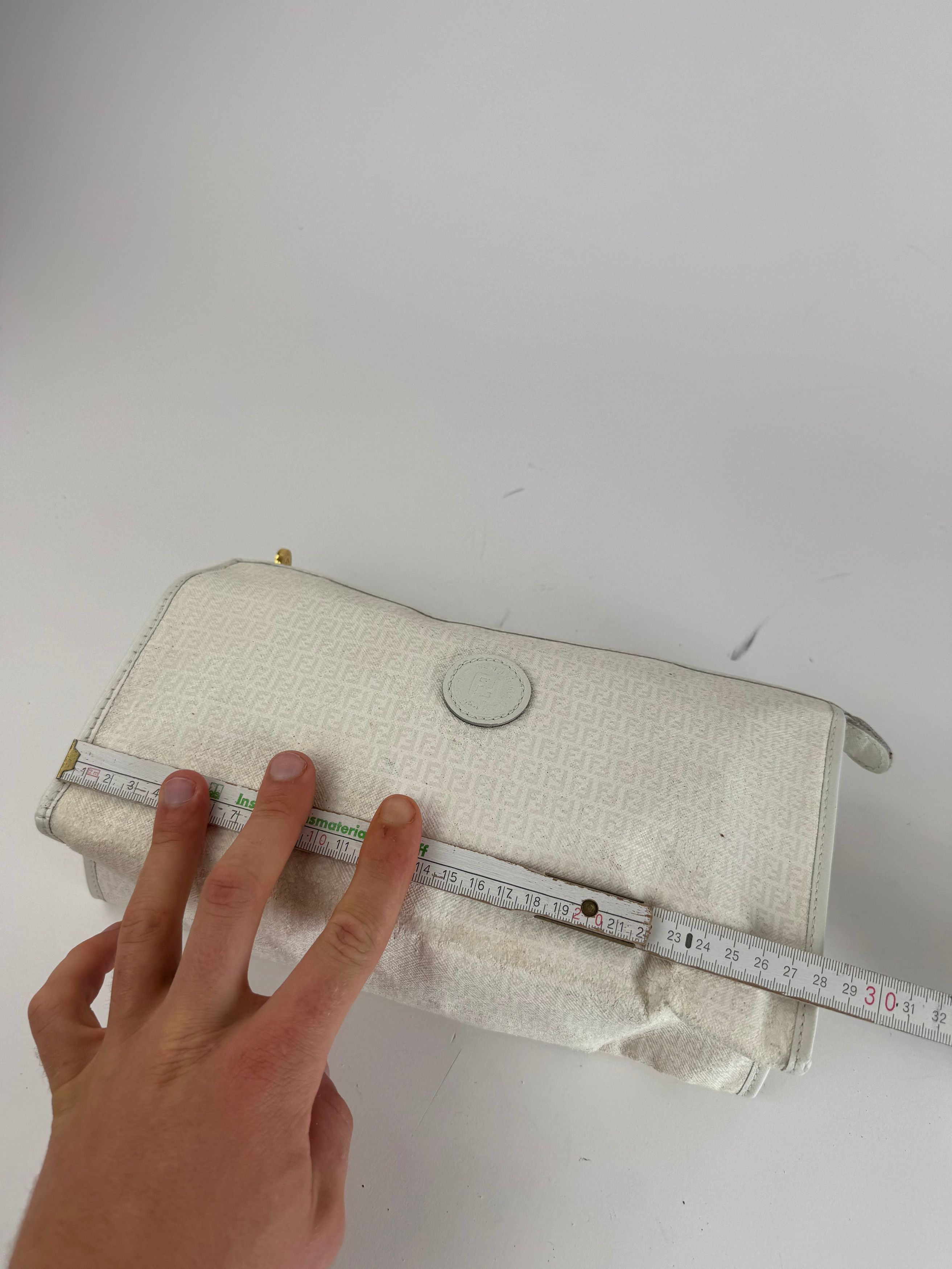 Fendi Vintage Monogram Clutch White Size ONE SIZE - 11 Thumbnail