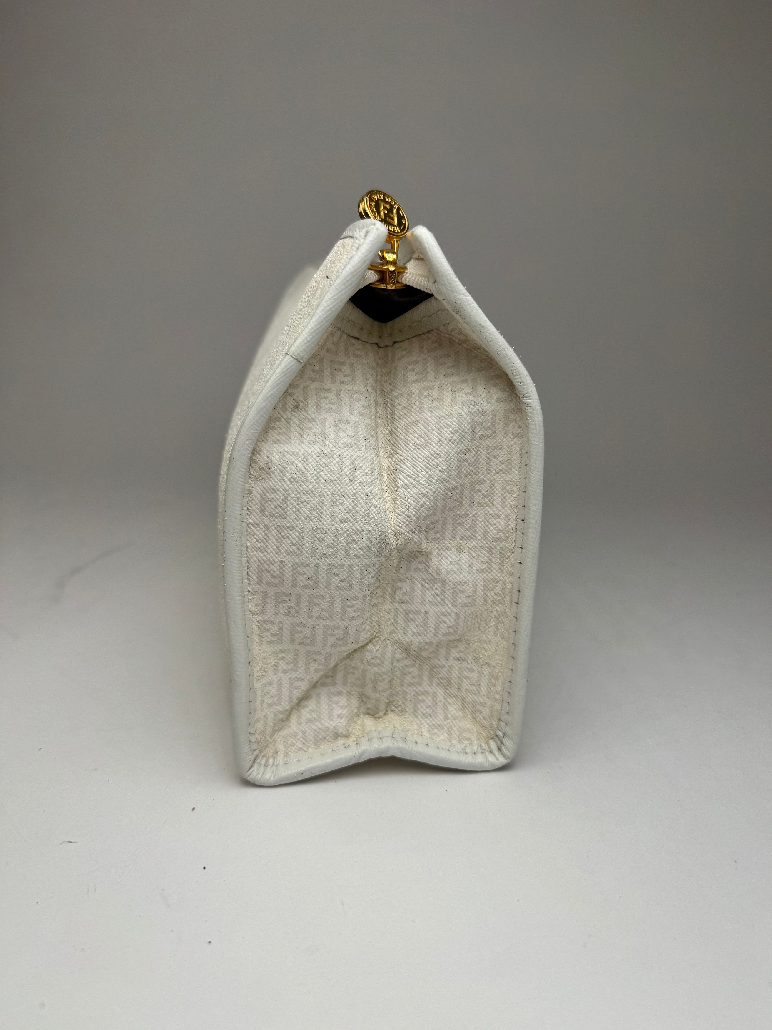 Fendi Vintage Monogram Clutch White Size ONE SIZE - 8 Thumbnail