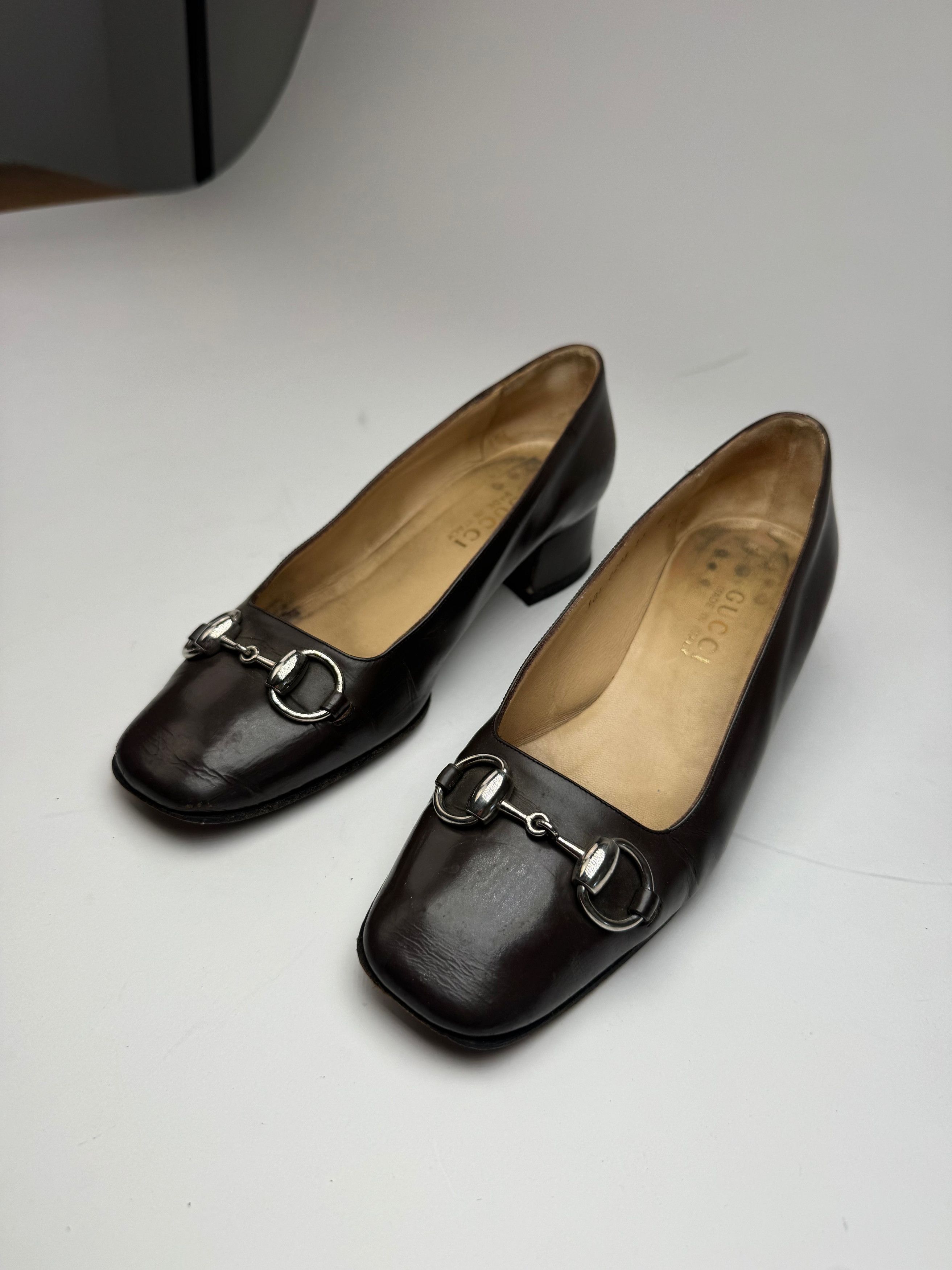 Gucci Vintage Horsebit Patent Leather Pumps Brown 37C Size US 6 / IT 36 - 7 Thumbnail