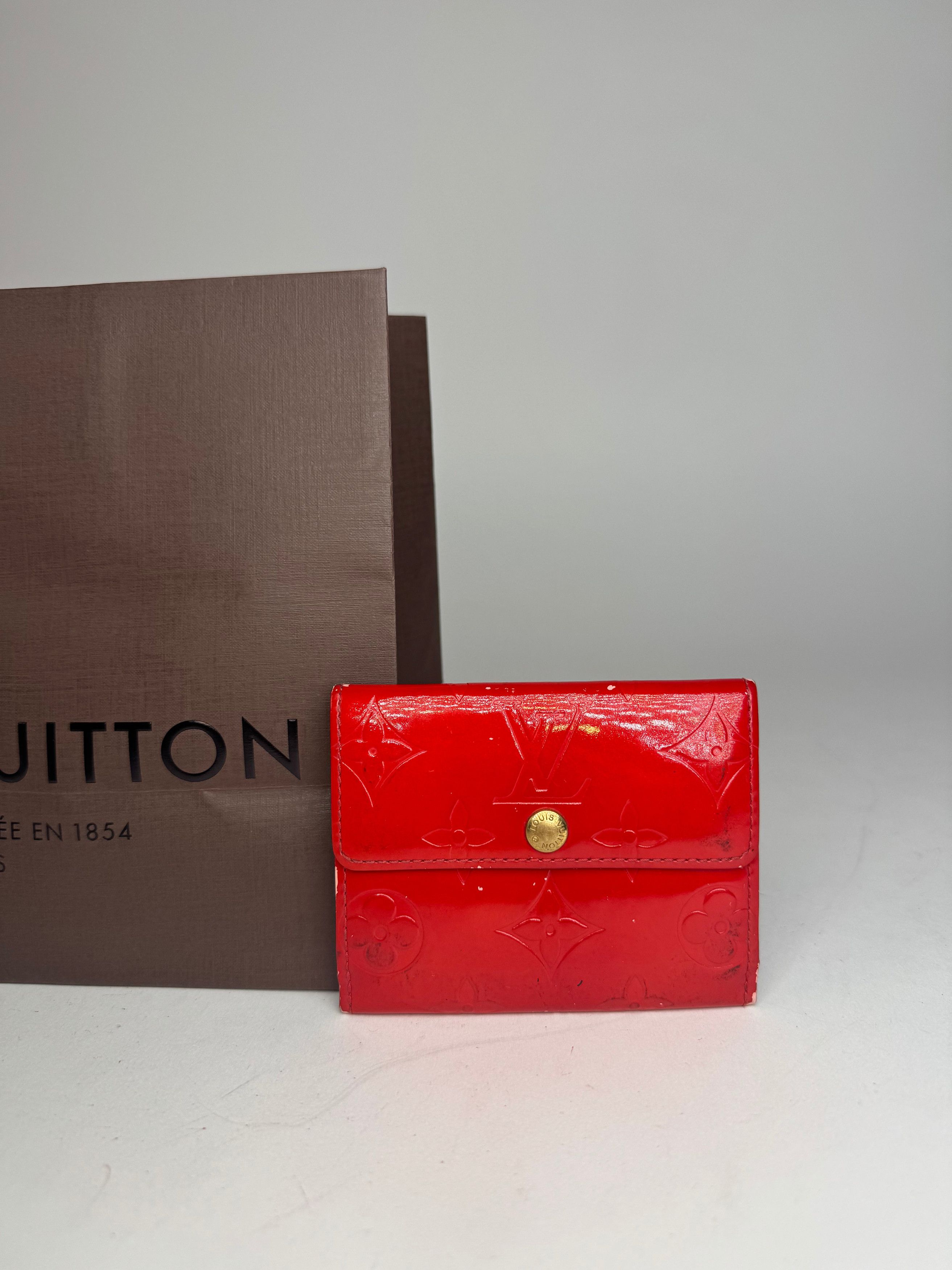 Louis Vuitton Vintage Vernis Leather Card Holder Red Size ONE SIZE - 12 Thumbnail