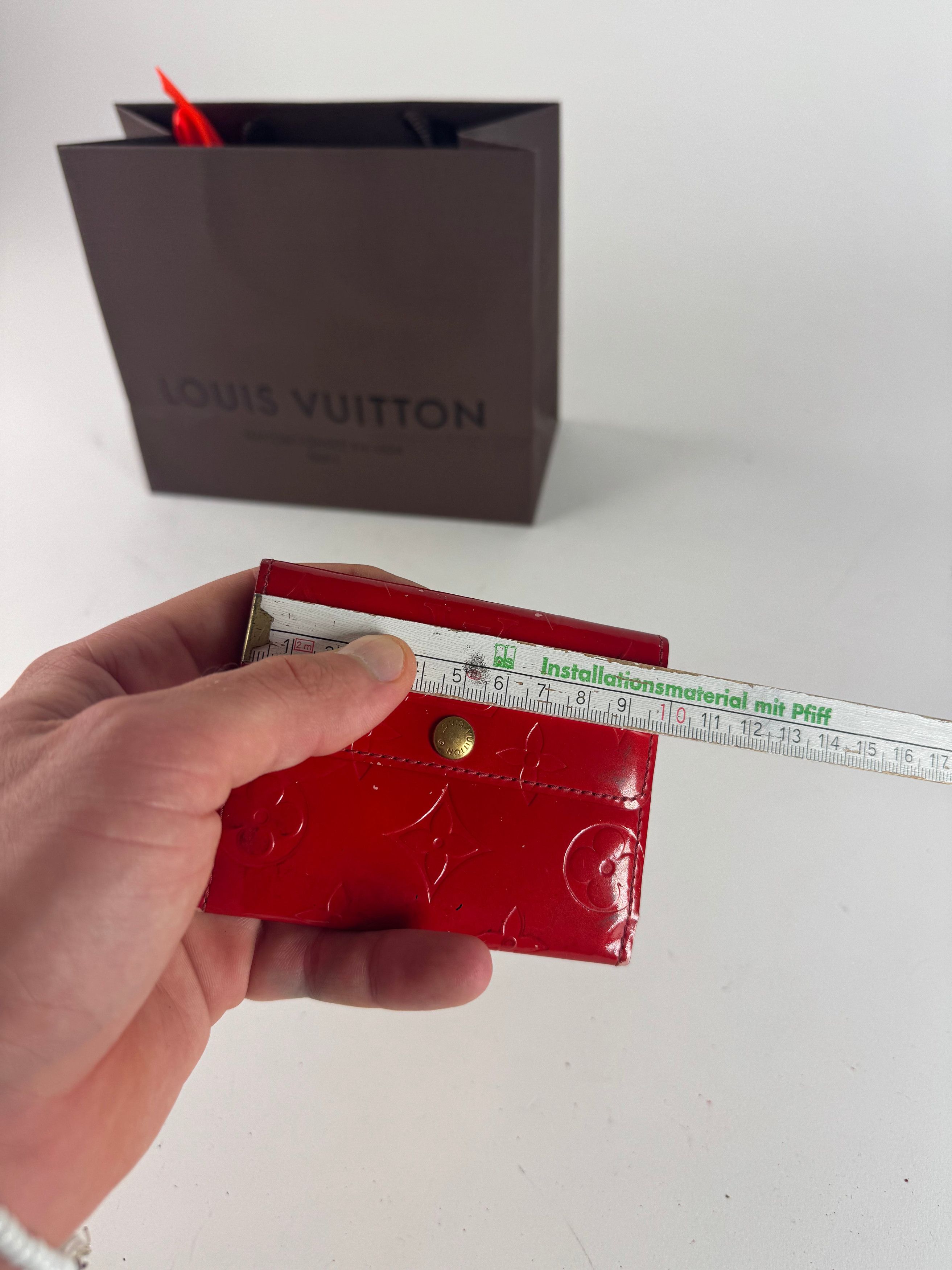 Louis Vuitton Vintage Vernis Leather Card Holder Red Size ONE SIZE - 10 Thumbnail
