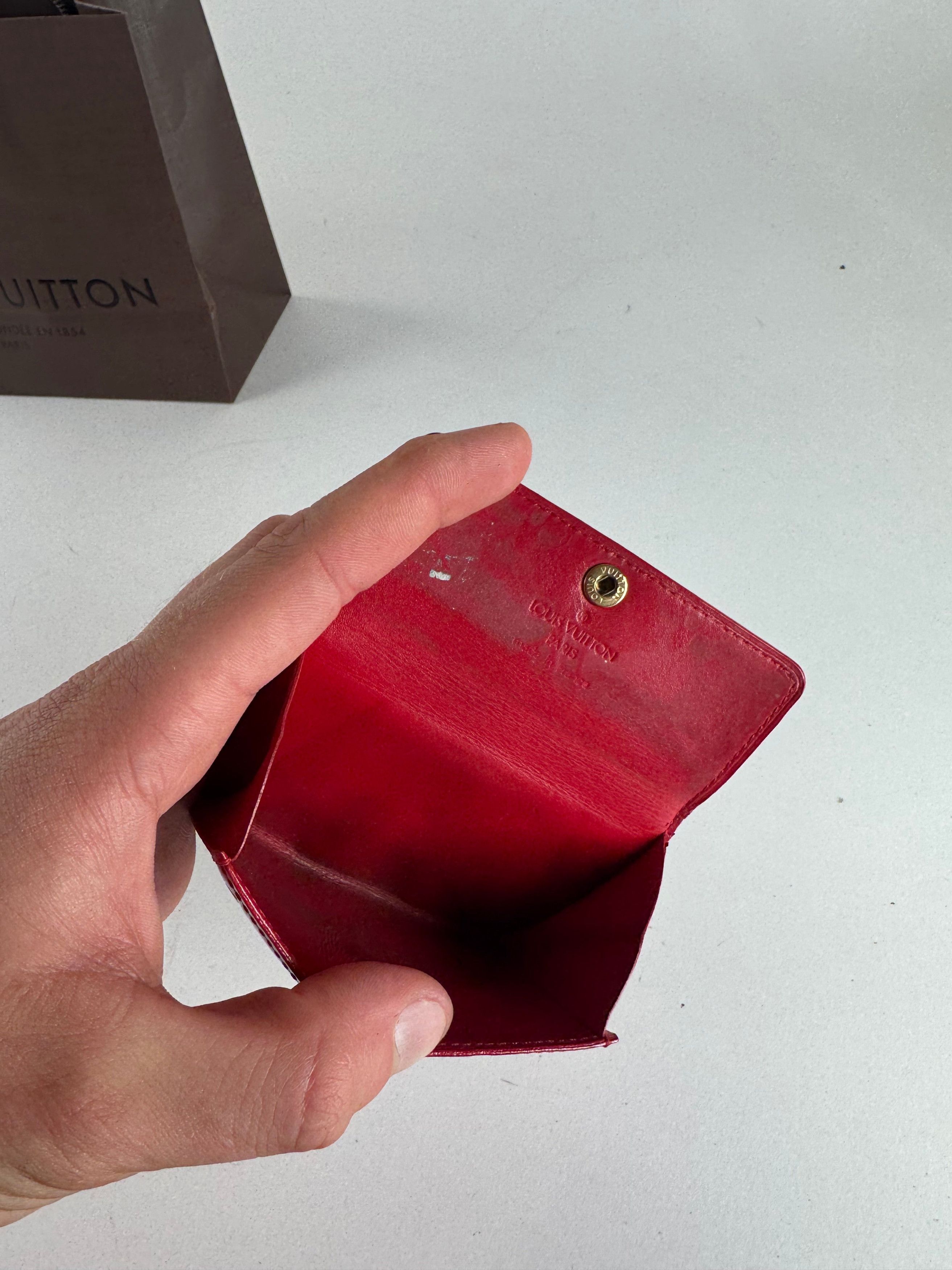 Louis Vuitton Vintage Vernis Leather Card Holder Red Size ONE SIZE - 6 Thumbnail